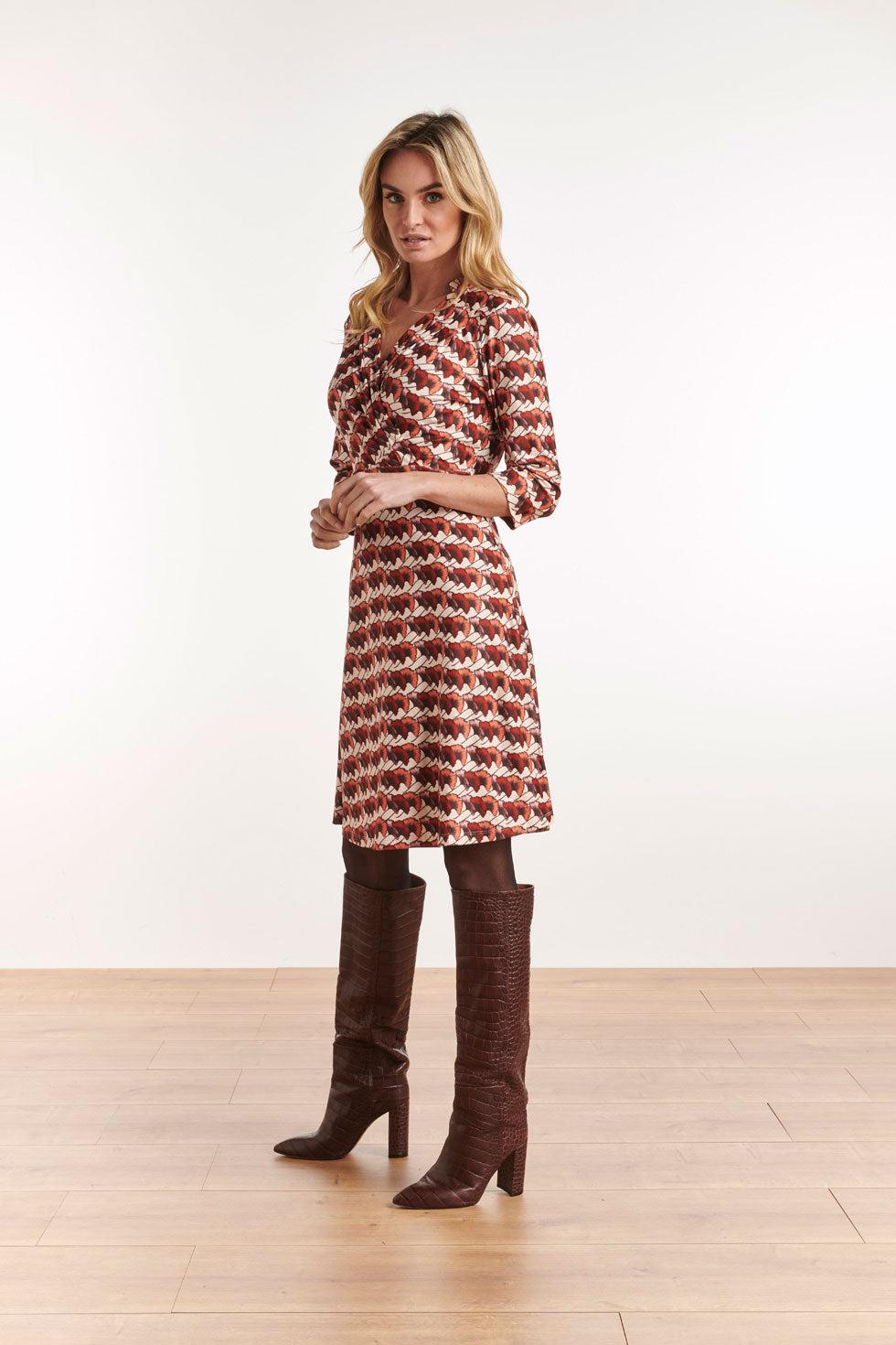 22616 Stretch Jurk Overslag Retro Print