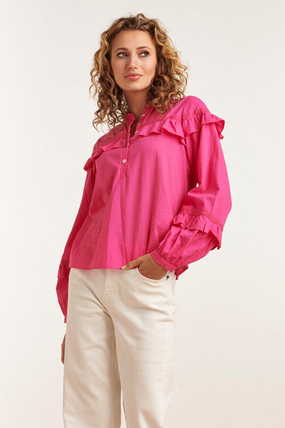 23058-445 Fuchsia Ruffle Top Met Hoge Kraagpofmouwen | Pink