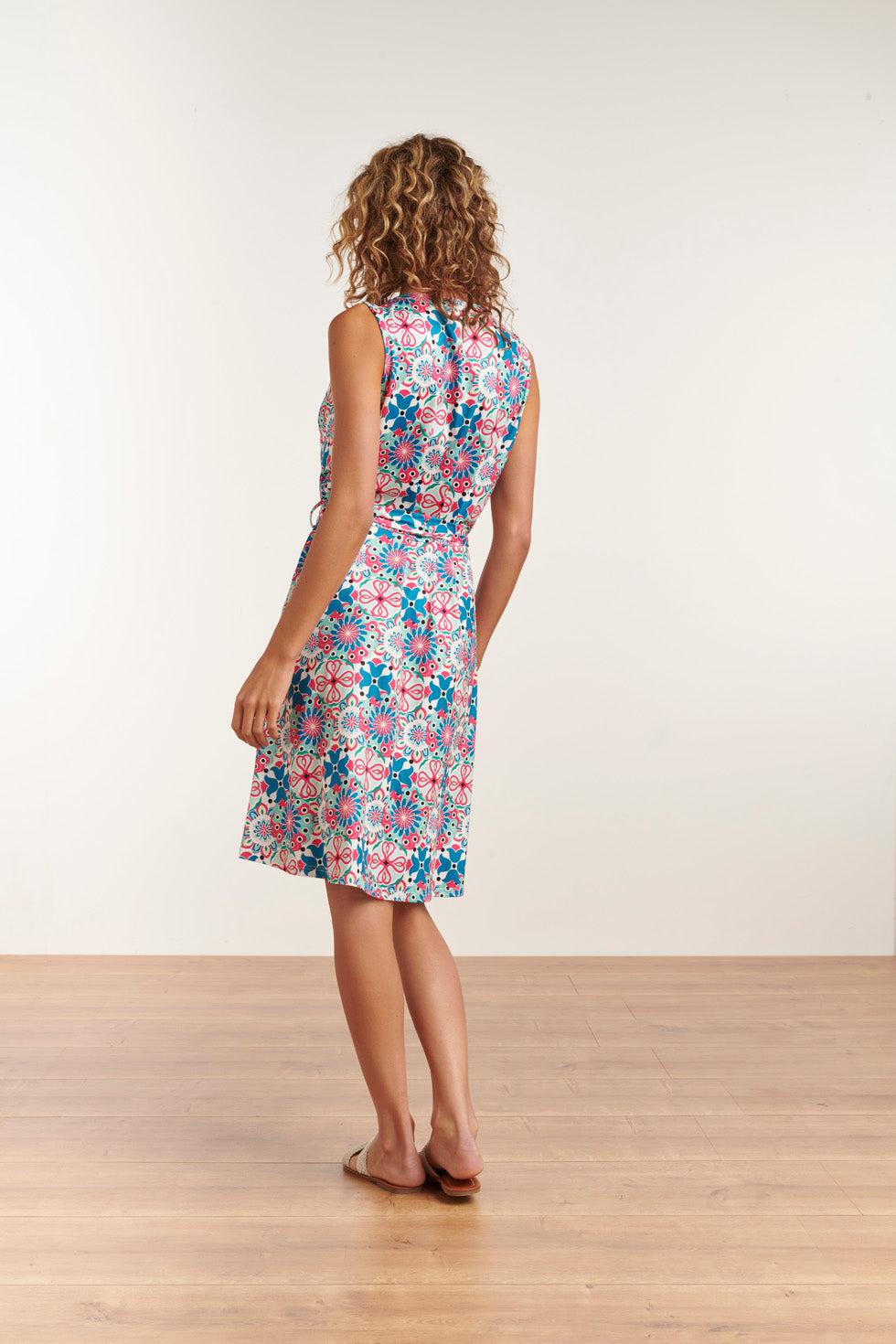 23103 Casual Damesjurk Zonder Mouwen Midi -Multie Jurk | White - Muticolour