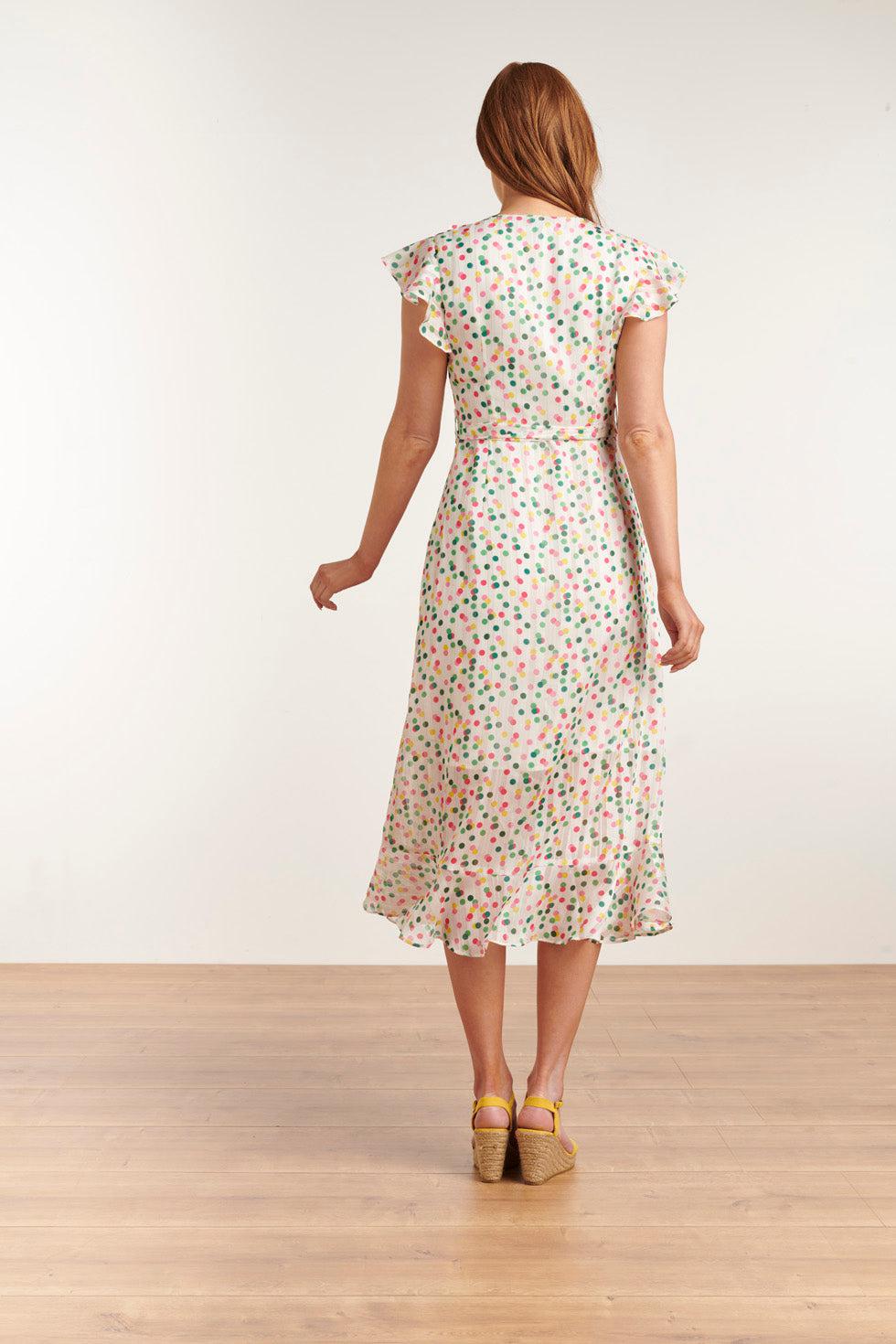 23106 Stippenpracht Getailleerde Maxi Jurk Met V-Hals | White - Muticolour