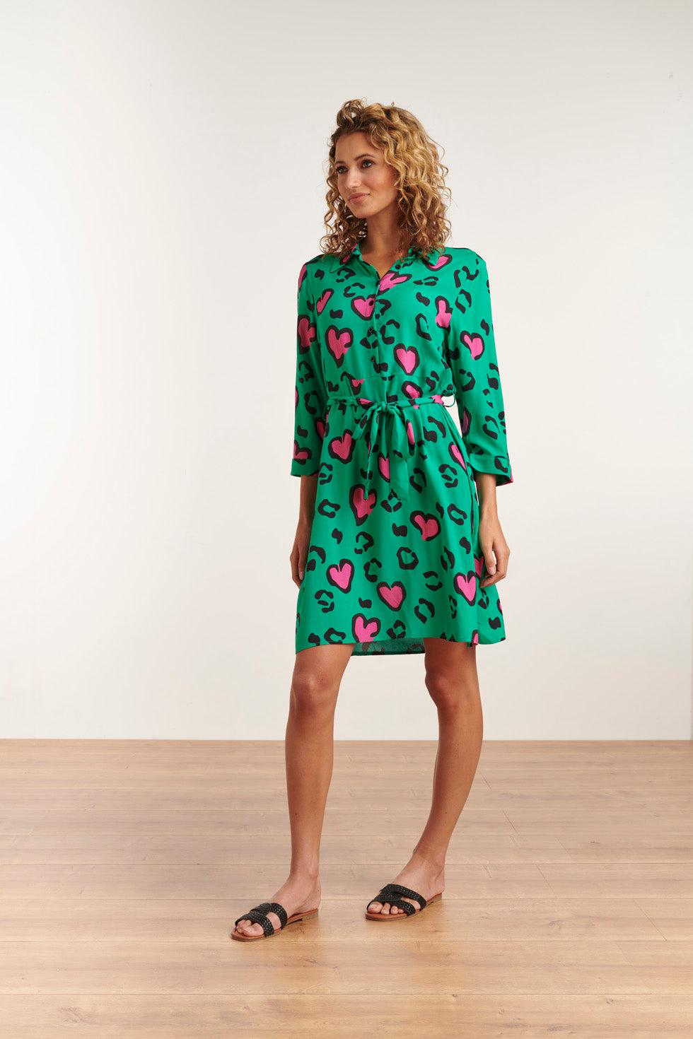 23132 Getailleerde Hartjes Jurk- | Green - Pink