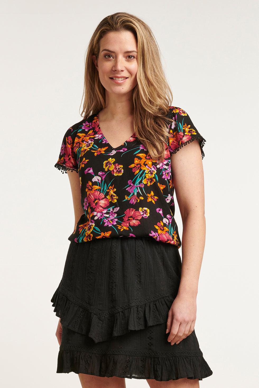 23371 Zomer Top Met Bloemenprint-Paars | Black - Muticolour