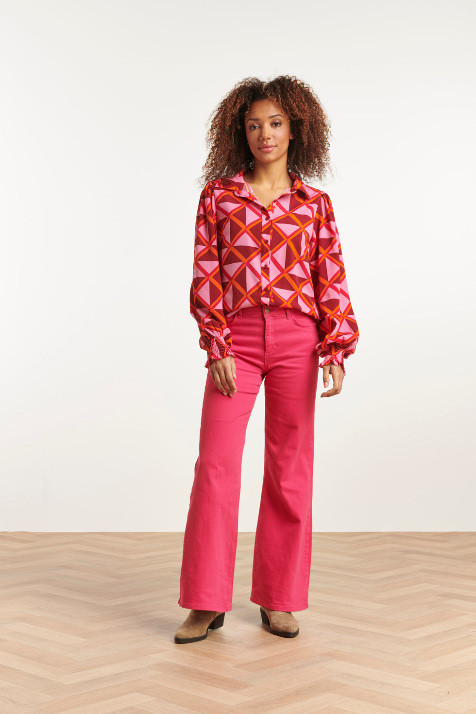 23501 Dames Blouse Met PofmouwenGrafische Print | Pink - Orange