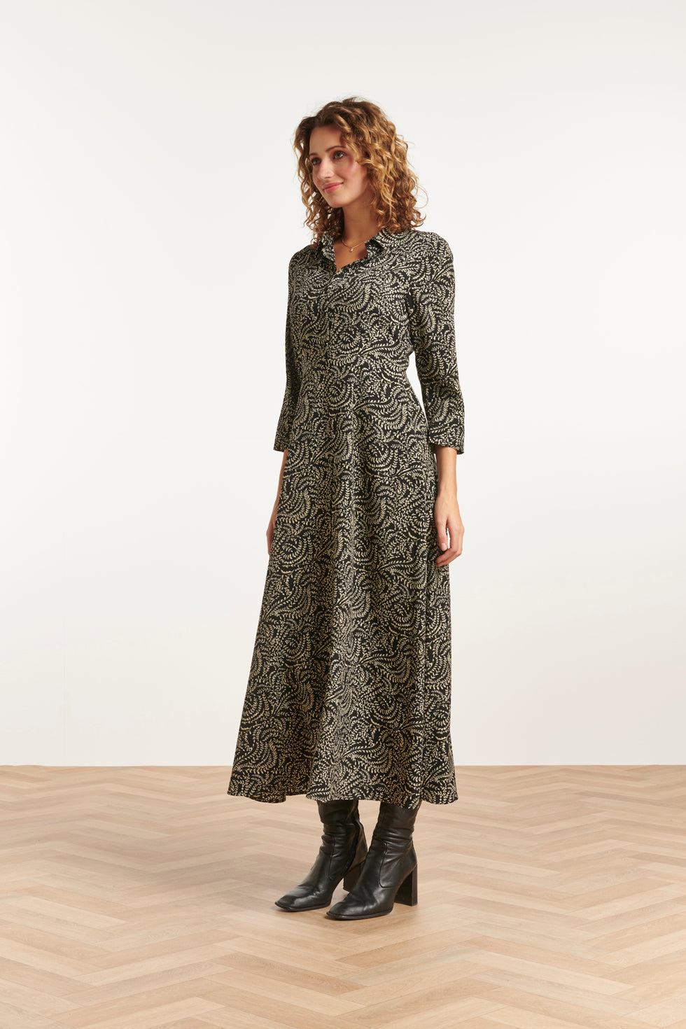 23507 Dames Semi Fitted Maxi Shirt Jurk | Black - Light Army