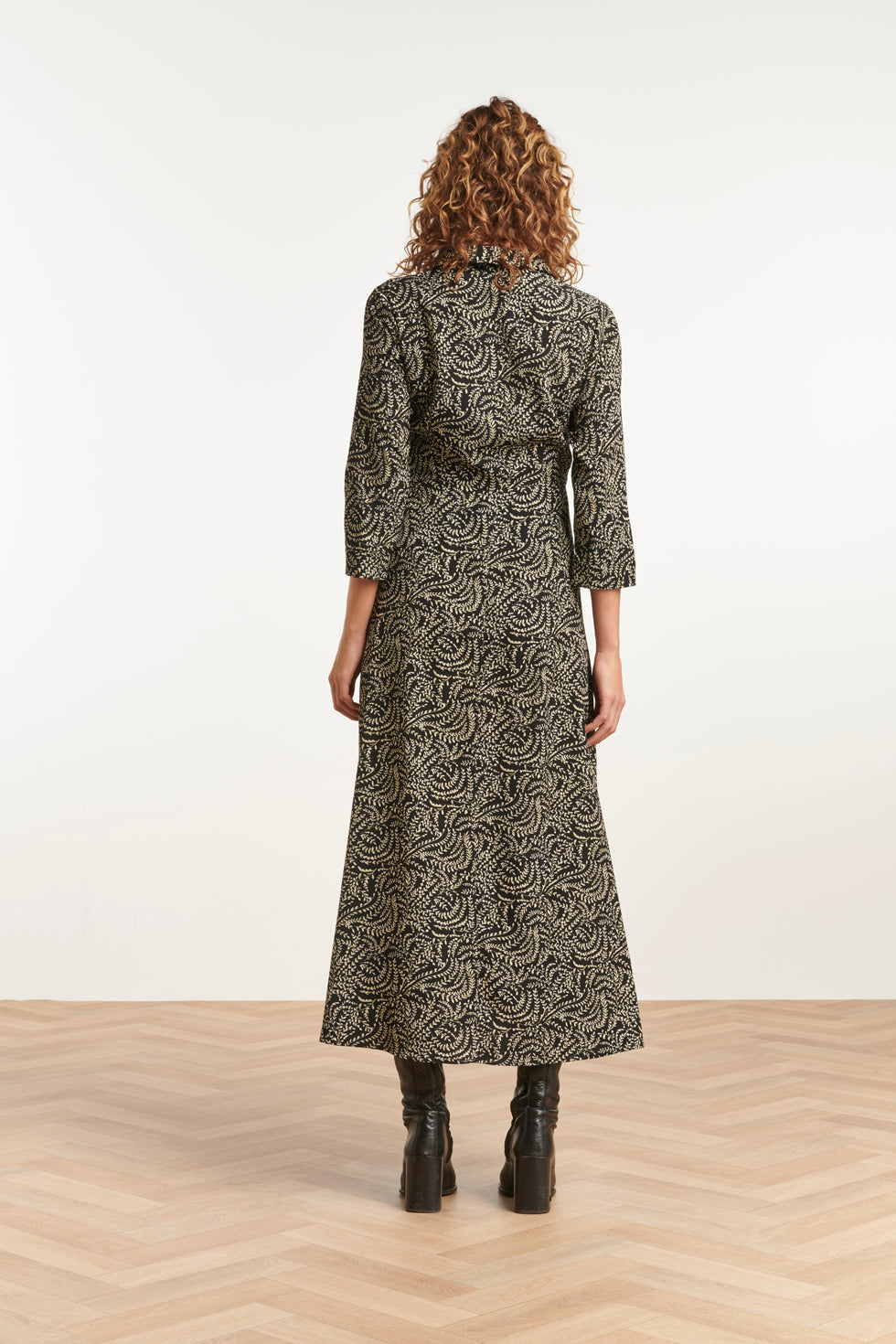 23507 Dames Semi Fitted Maxi Shirt Jurk | Black - Light Army