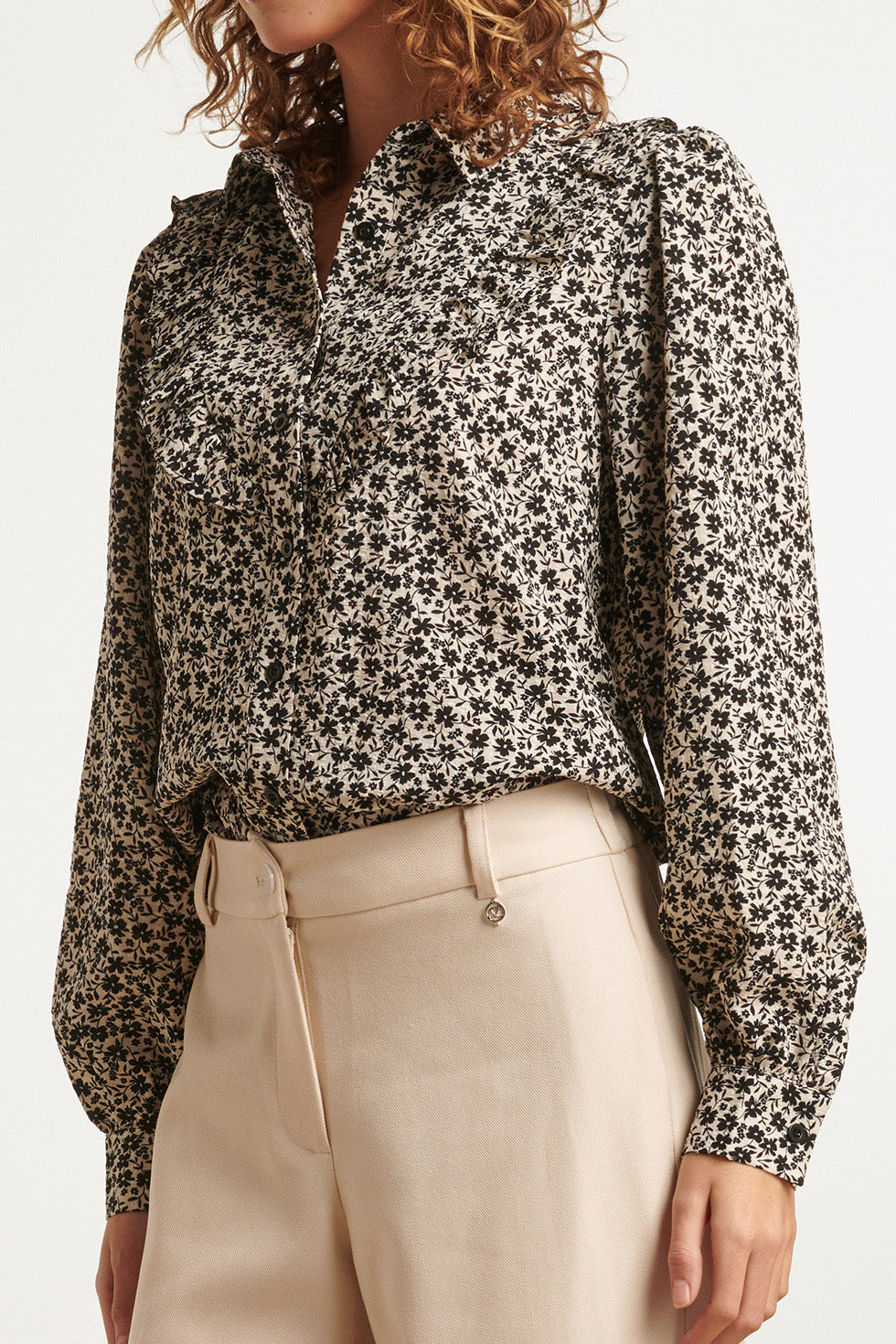 23510 Dames Blouse Met Kraag- | Black White