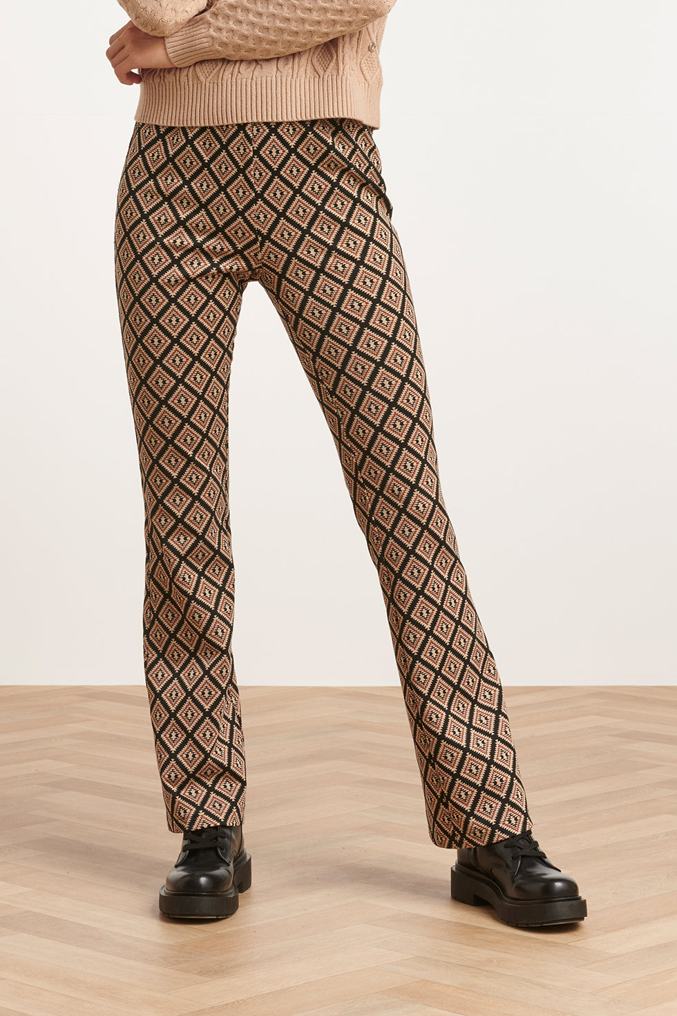 23520 Dames Retro LeggingAztec Print | Black - Muticolour