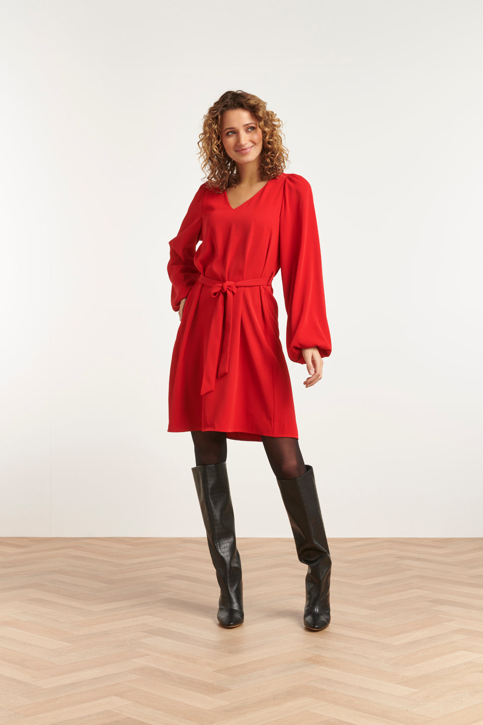 23587 Elegante V-Hals Jurk Met Ballonmouwen Red