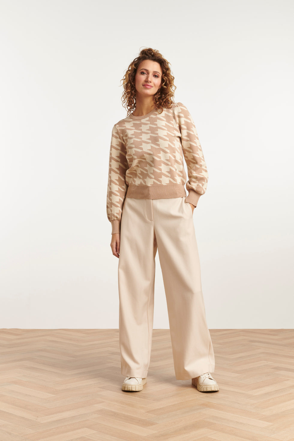23596 Retro Pied-De-Poule Gebreide Top | Sand - Off White