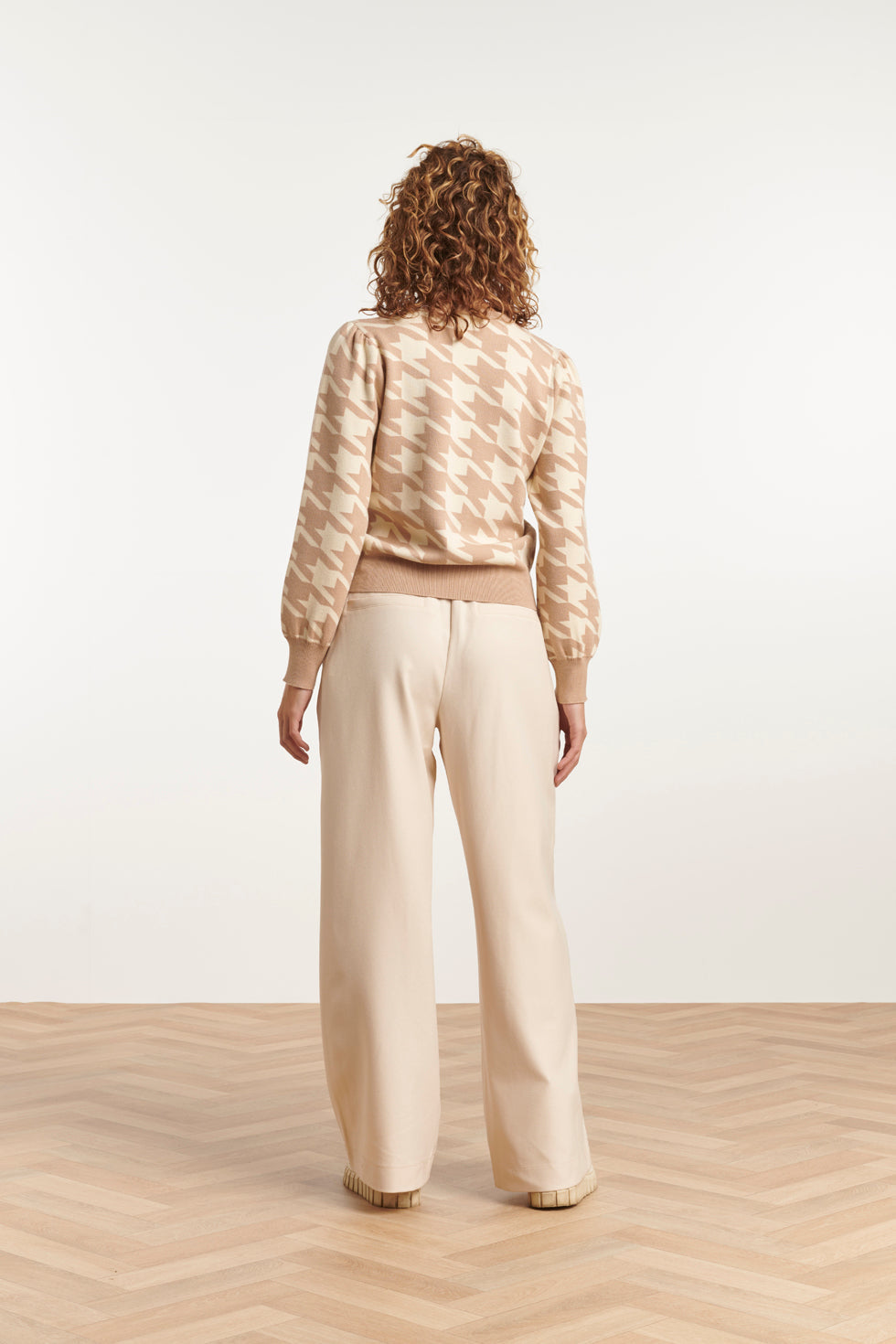 23596 Retro Pied-De-Poule Gebreide Top | Sand - Off White