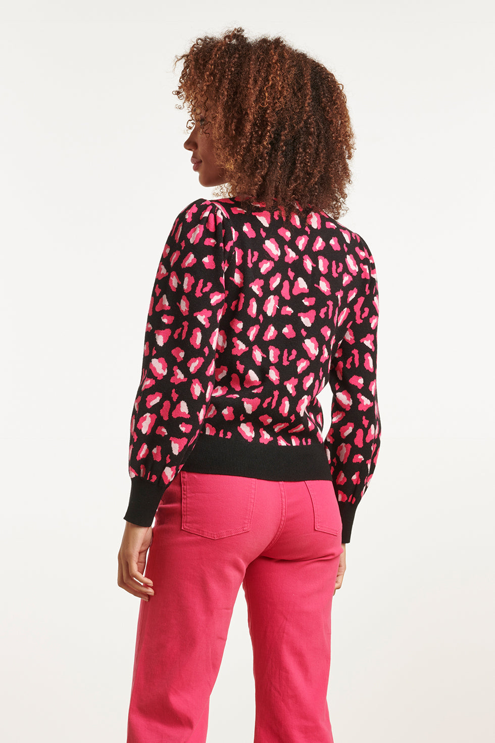 23598 Animal Print Gebreide Top Met Pofmouwen | Black - Fuchsia