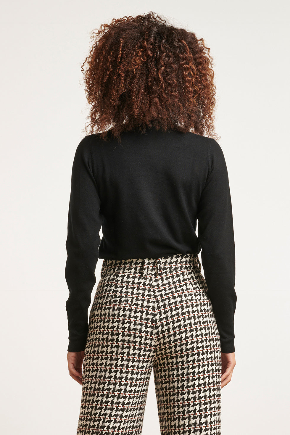 23600 Basic e Turtleneck | Black