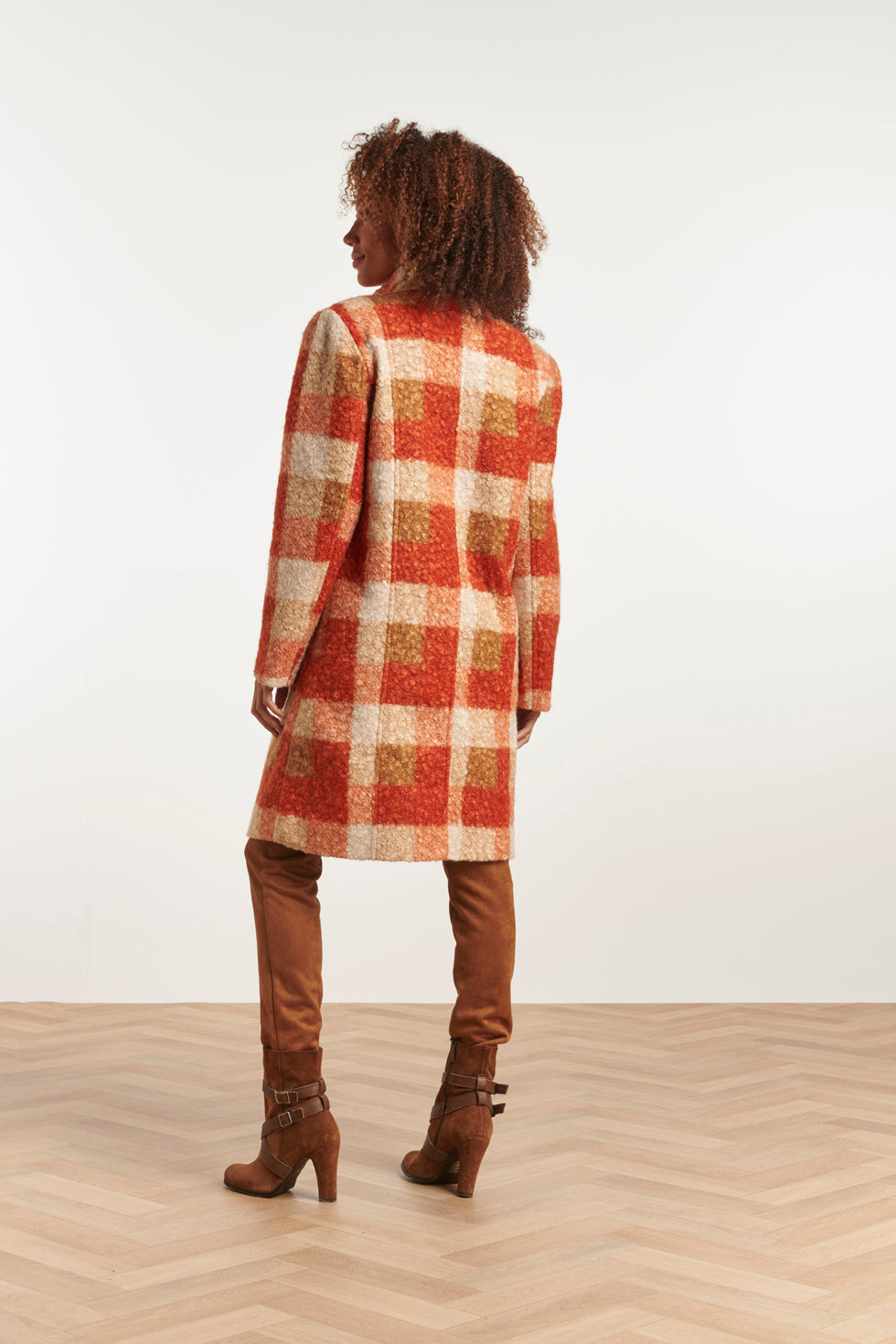23630 Damesjas Met Ruit Print | Sand - Orange