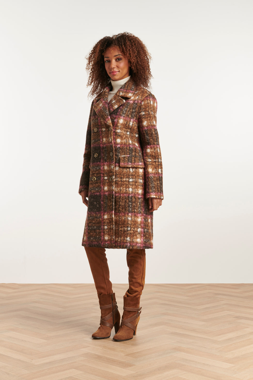 23636 Damesjas Met eVleugje Checkered Print | Brown - Muticolour