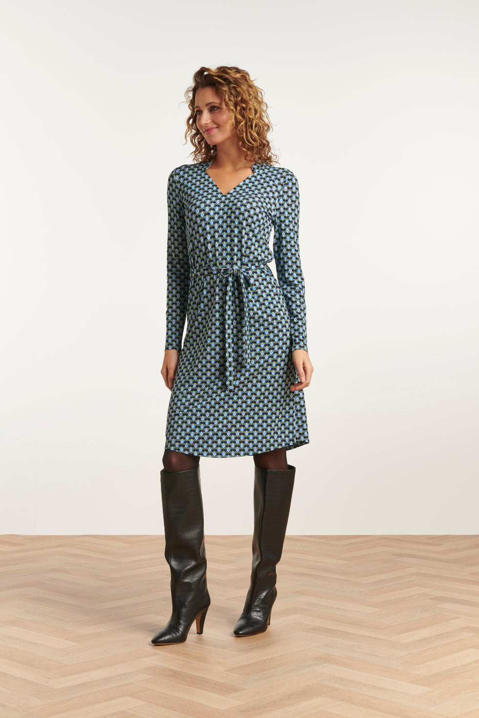 23649 Dames Jurk Met Geometrisch Retro Print | Black - Blue