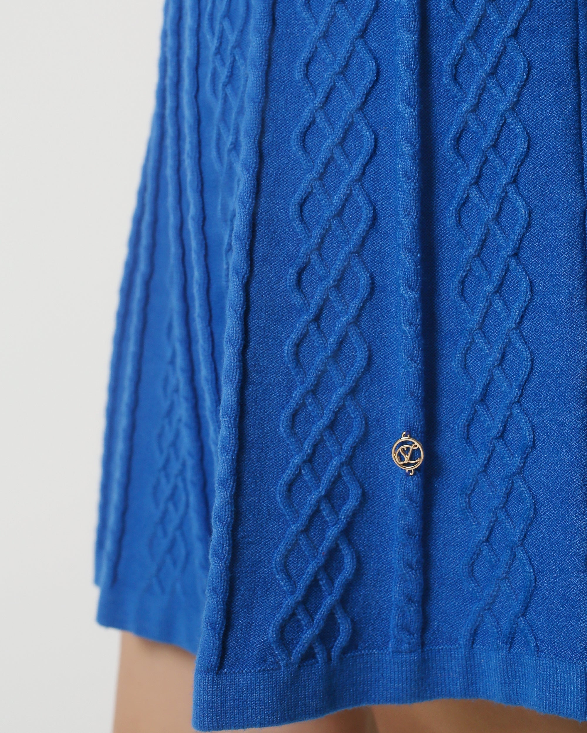 23829 Kobalt Ronde Hals Jurk Met Uitlopende Rok | Sky Blue