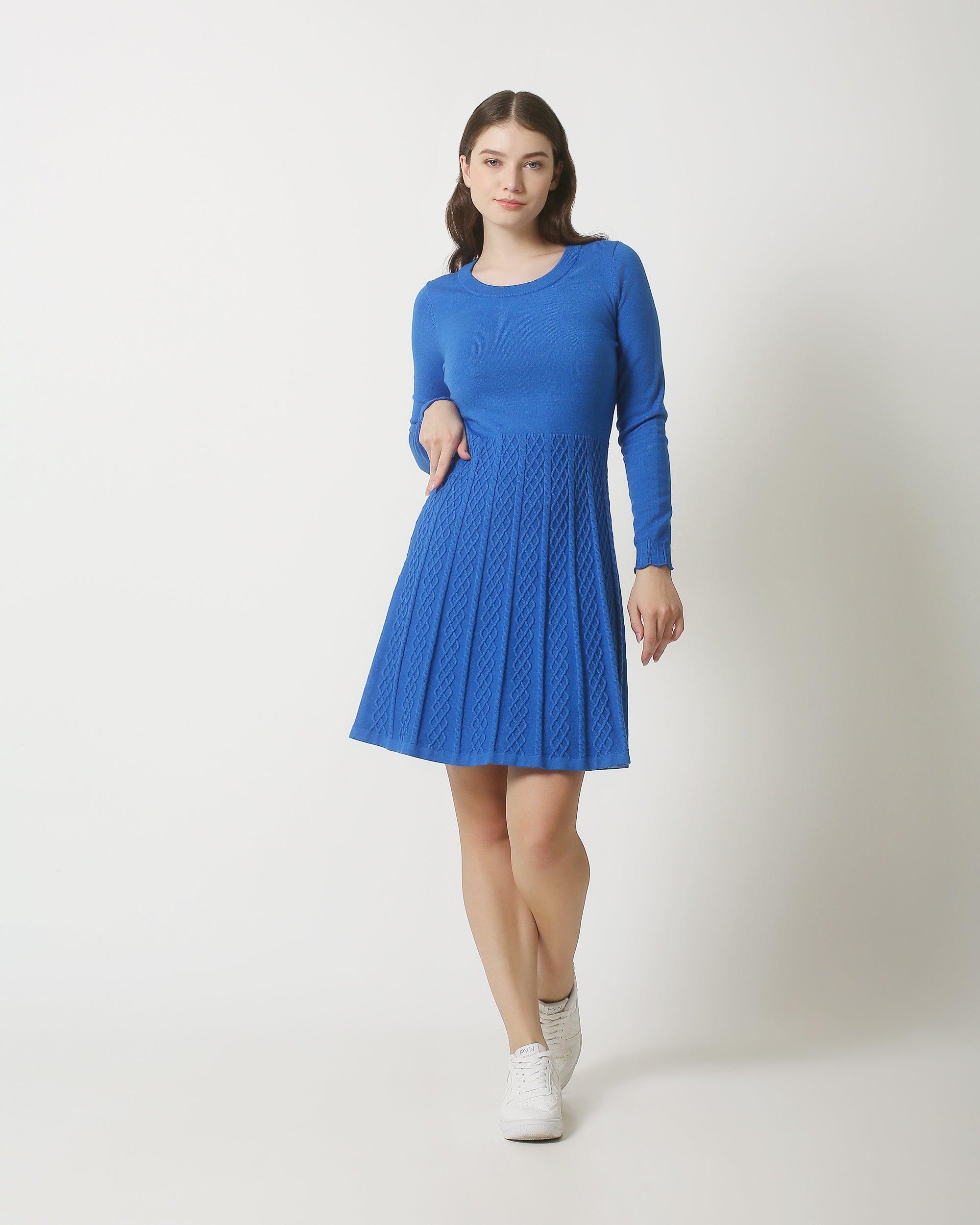 23829 Kobalt Ronde Hals Jurk Met Uitlopende Rok | Sky Blue