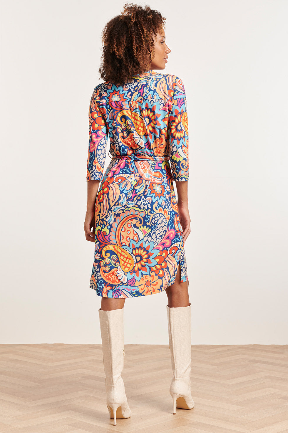 23865 Damesjurk Met V-Halsbloemenprint | Muticolour