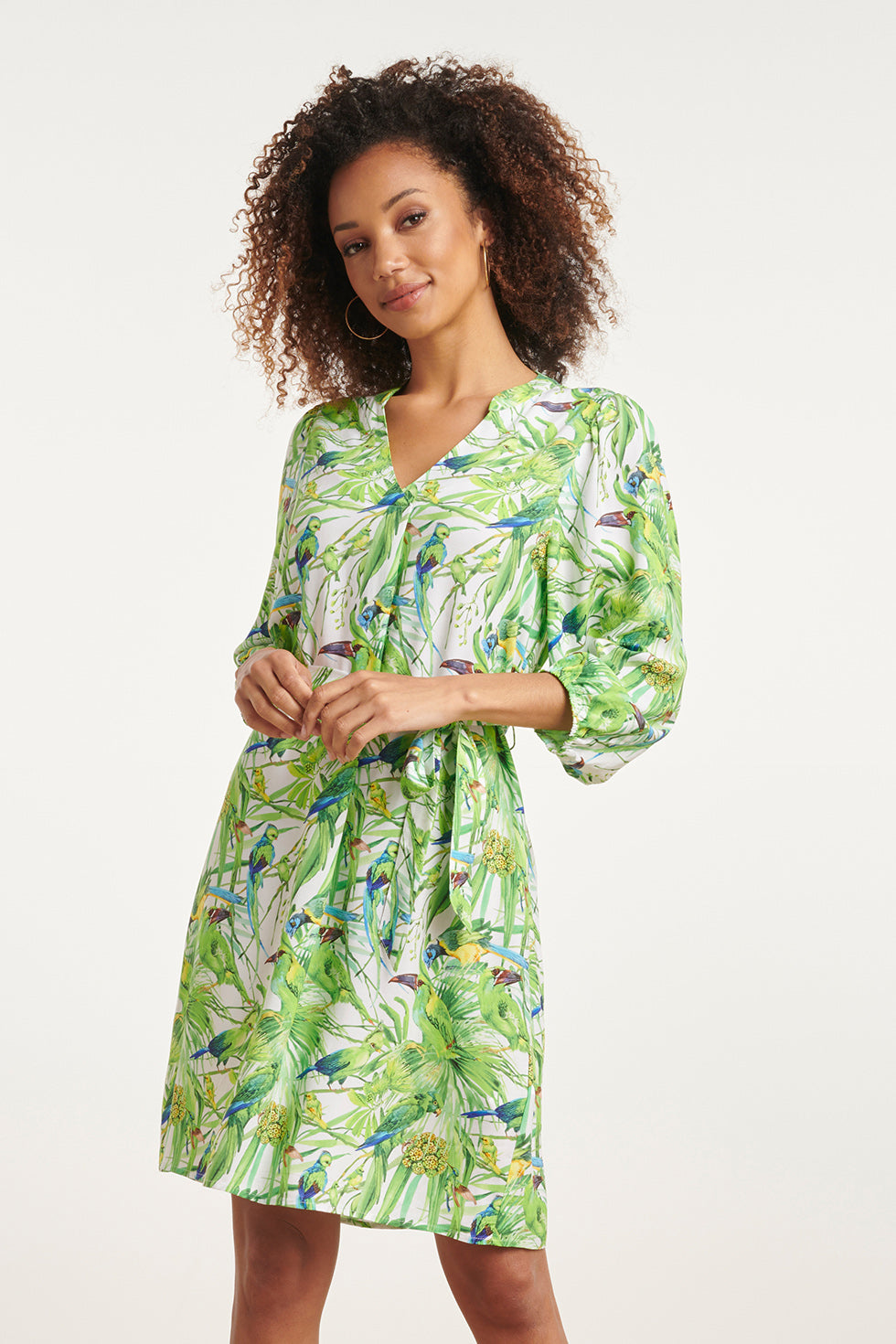 24058 Bird Print Jurk Met V-Hals | White-Light Green