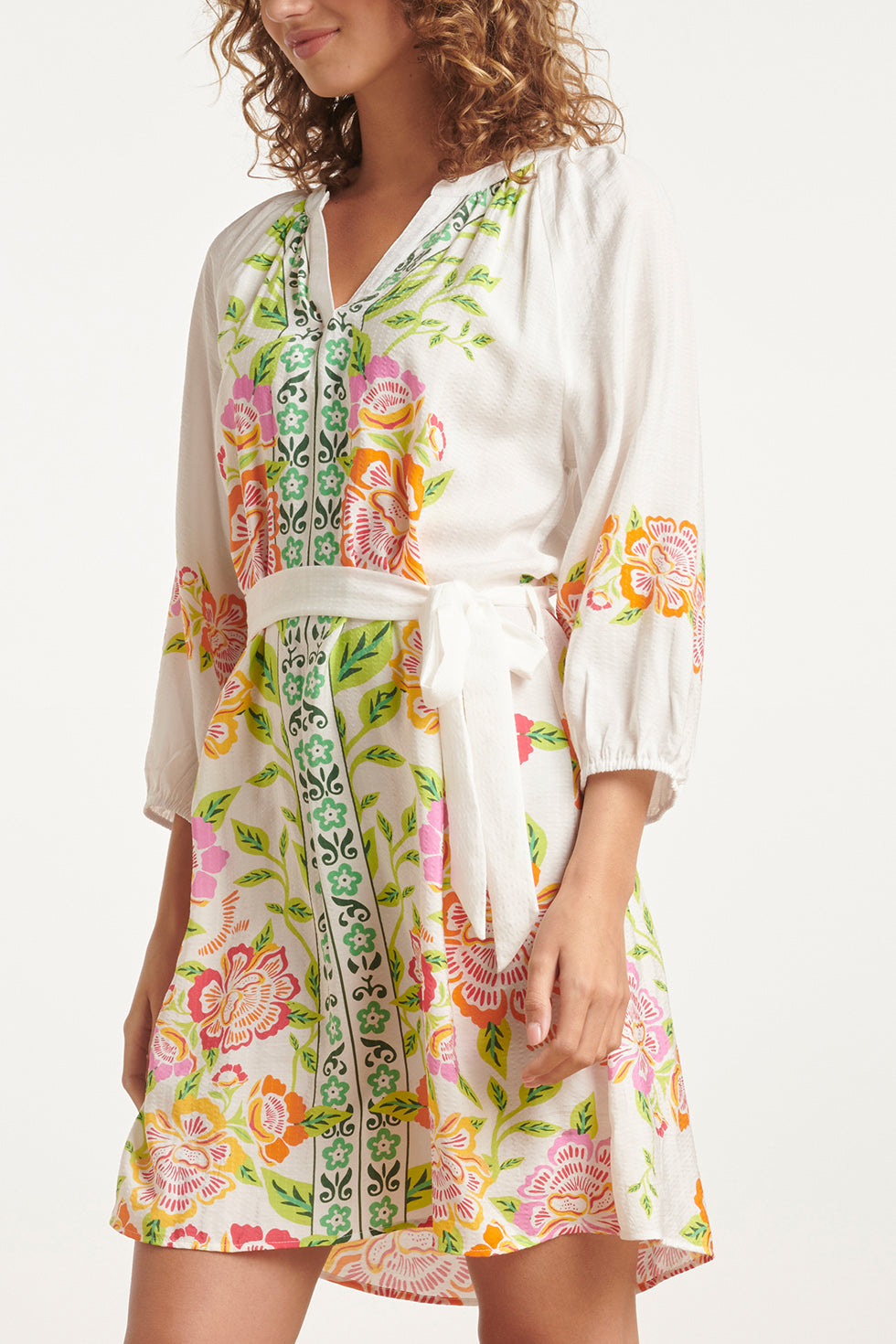 24062 Korte Zomerjurk Met Levendige Bloemenpatroon | White - Muticolour