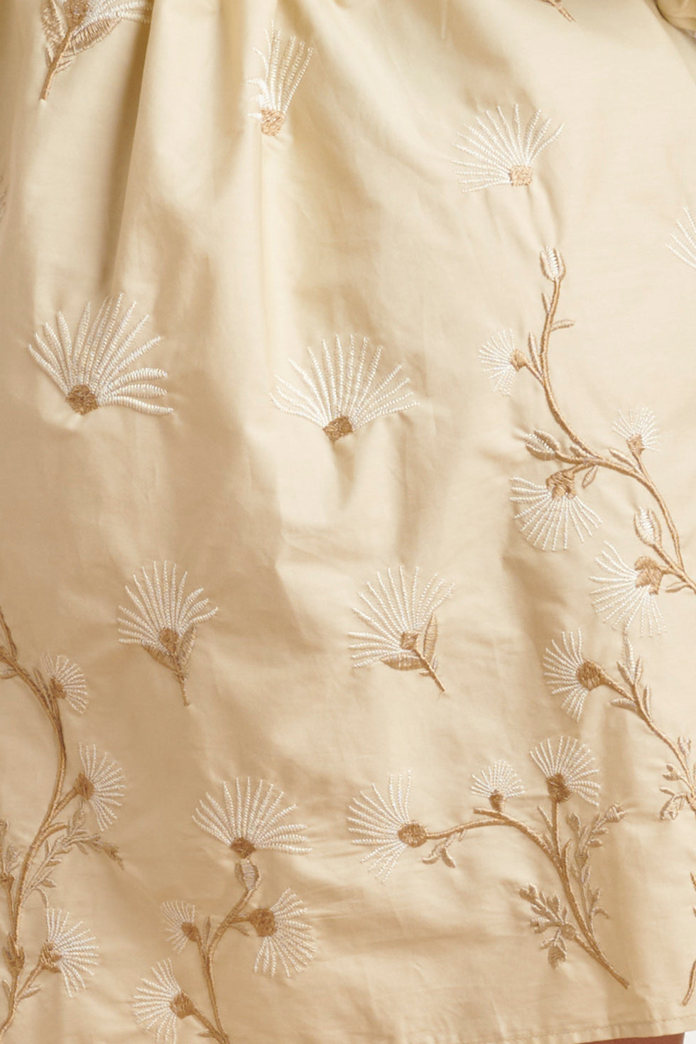 24080 Geborduurde Top Met Neutraal Paisley Design | Sand - Off White