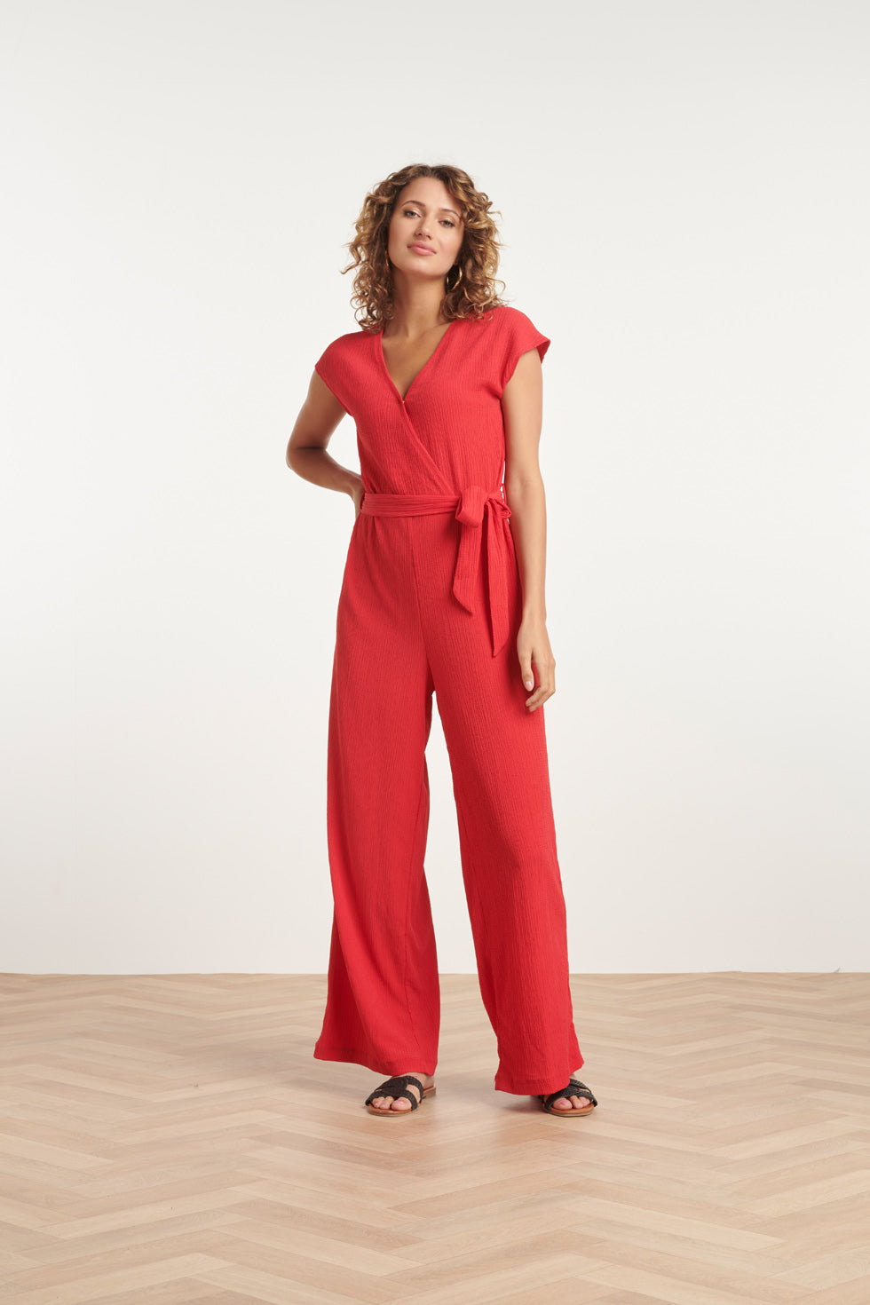 24083 Lange Aansluitende Jumpsuit | Red