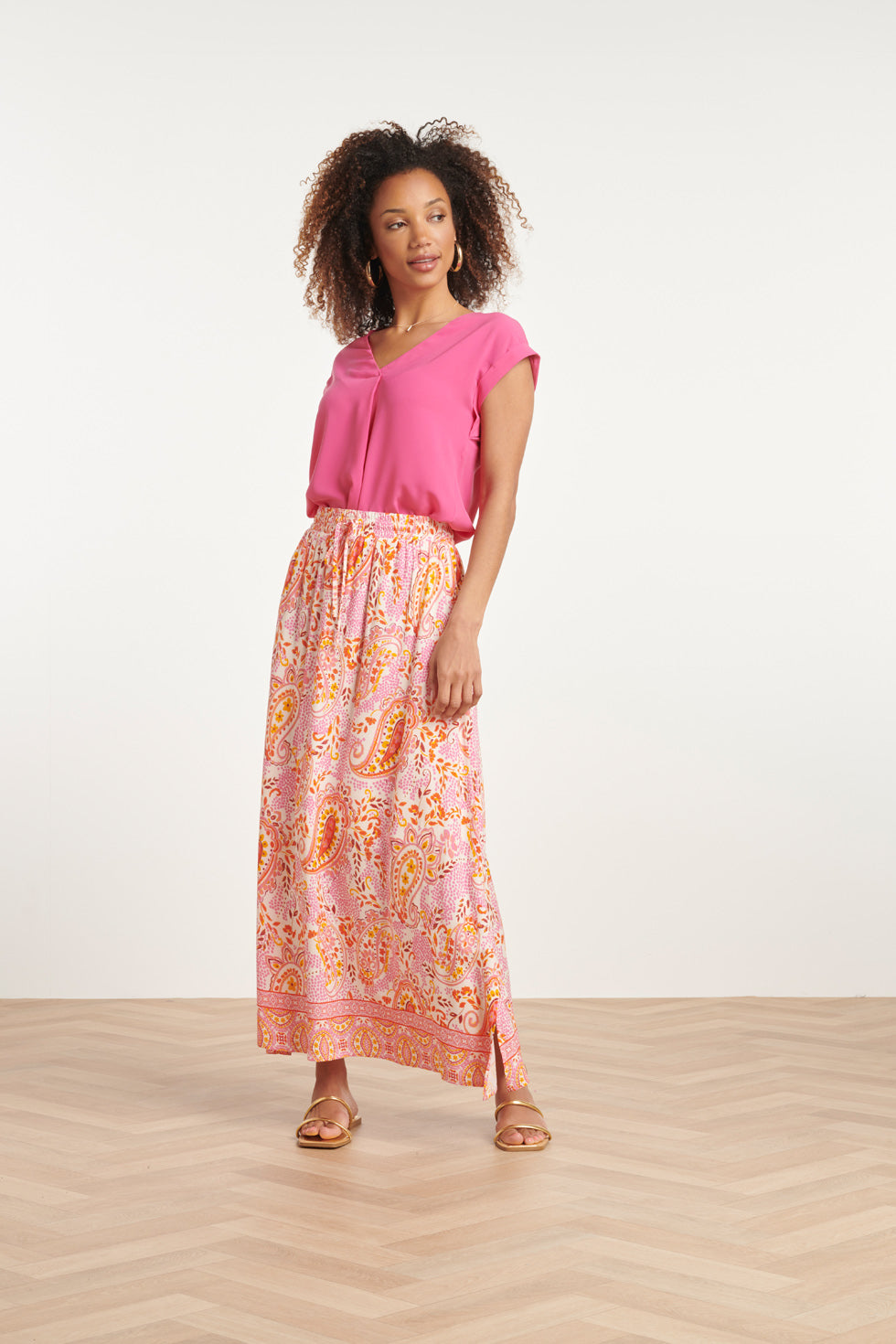 24089 Eenvoudige Losvallende Elegante Tophelder | Fuchsia