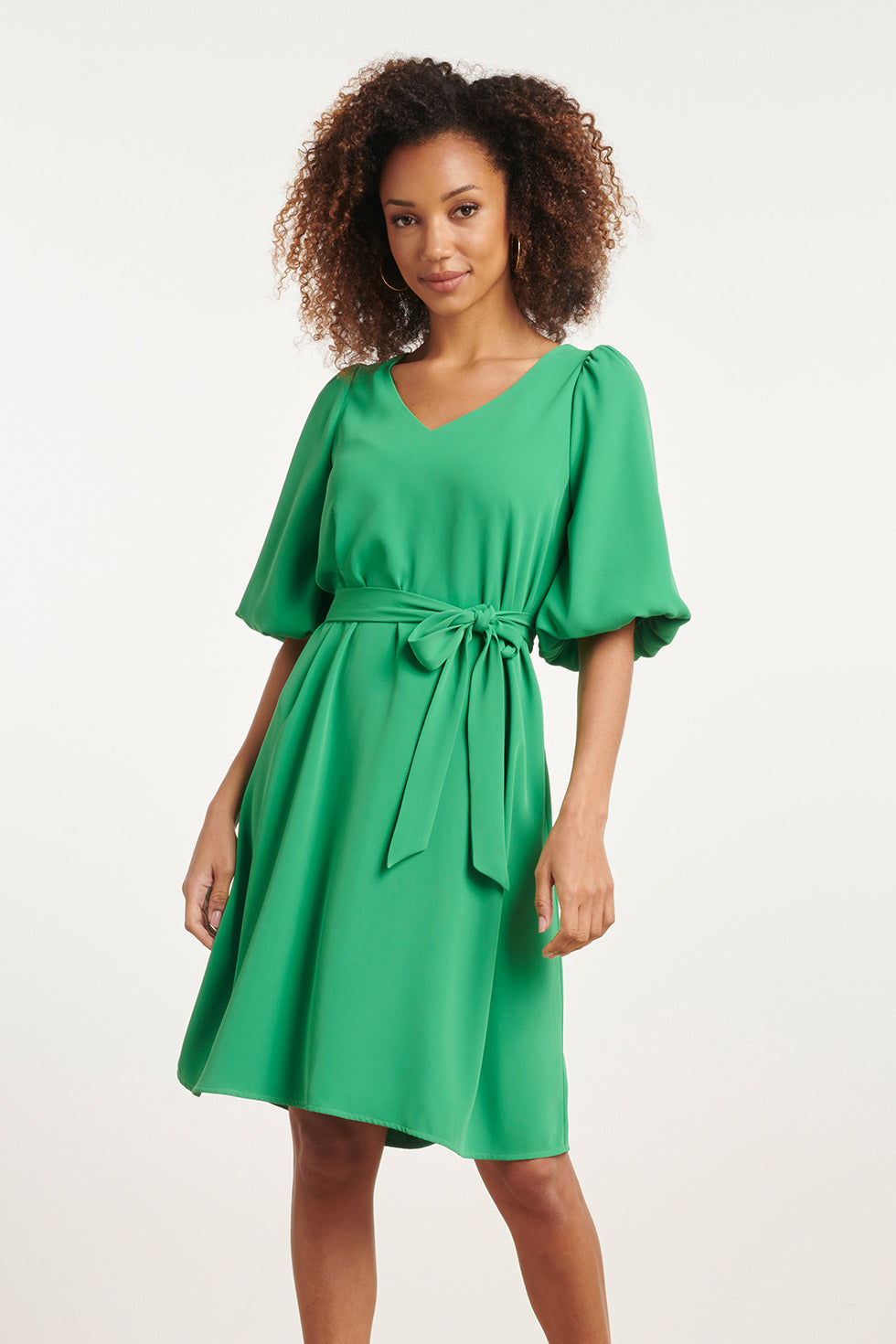 24093 Ballonmouw Jurk Met V-Halsriem | Green