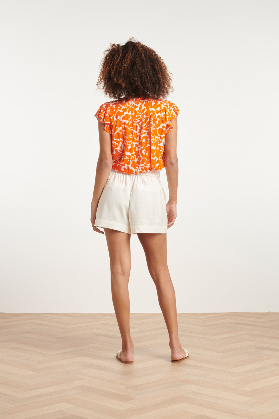 24136 Orange Top Met Bladerprint | Off White - Orange