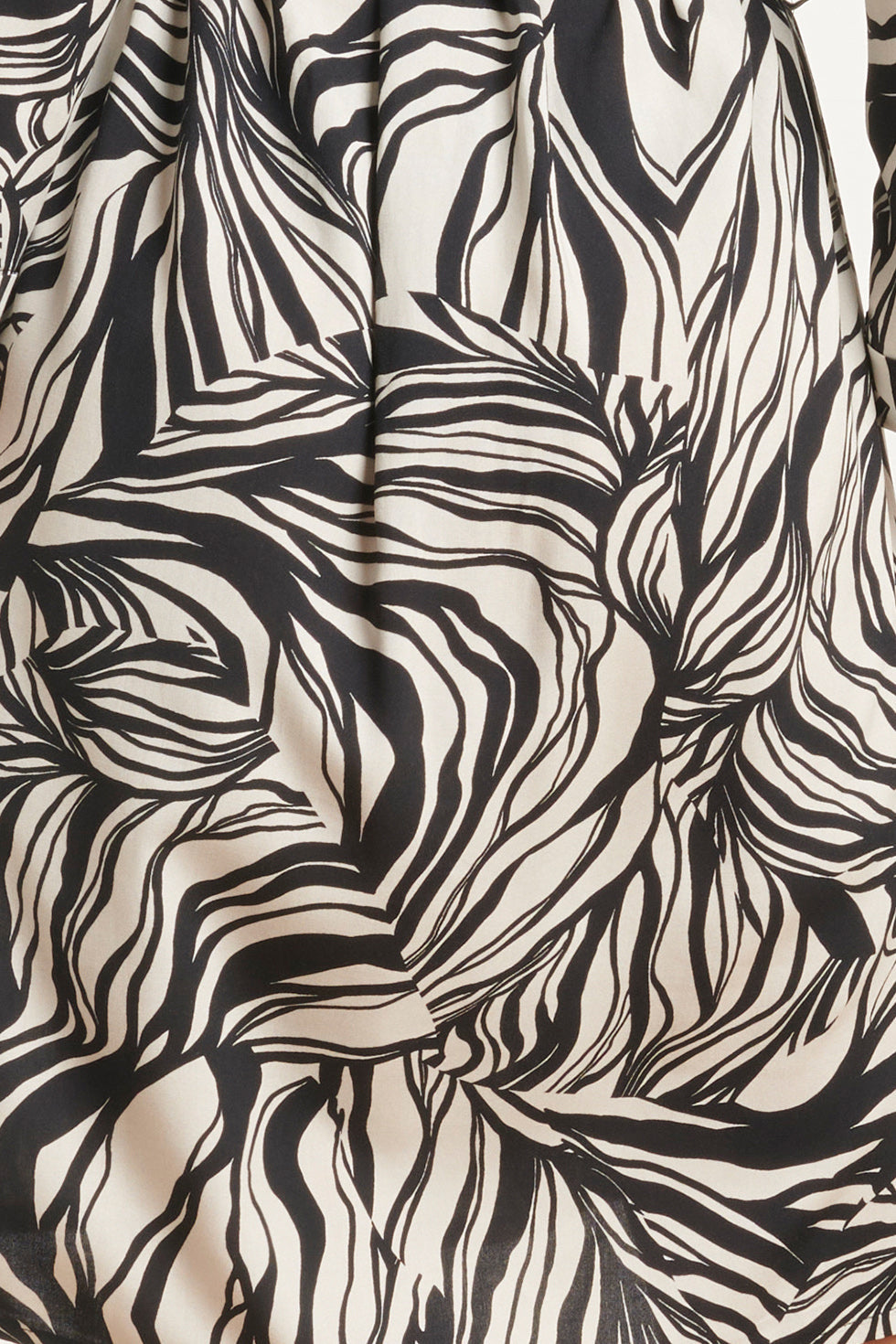 24166 Chic Abstract Print Top | Sand - Black