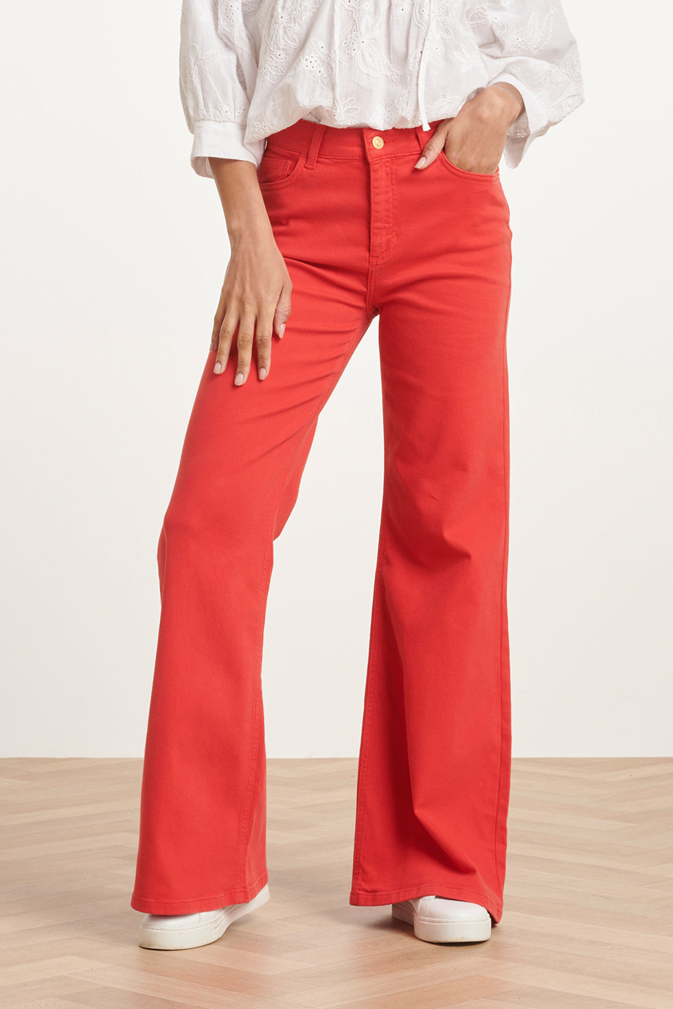 24169 Flared Jeans | Red
