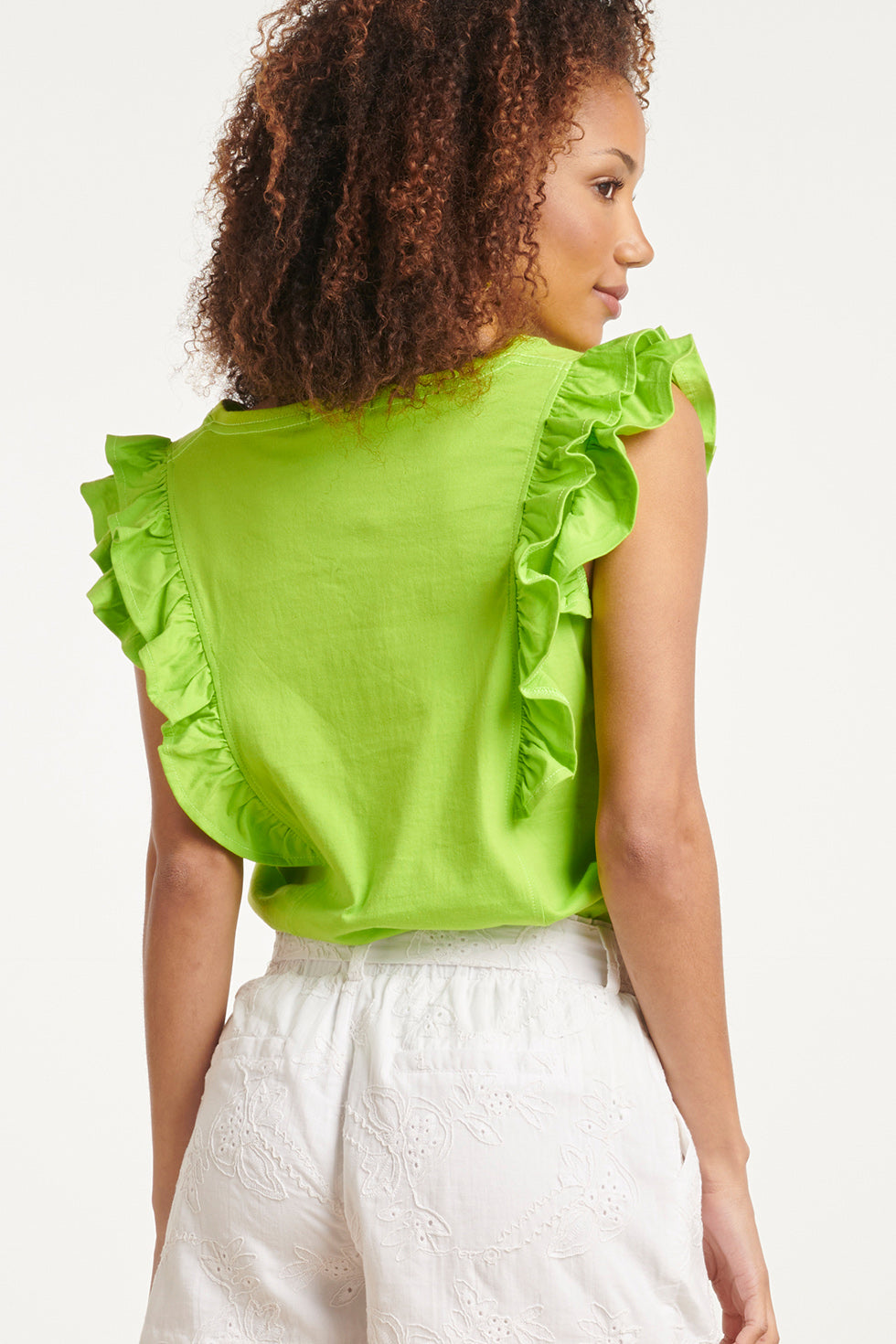 24171 Basic Top Met Speelse Dubbele Ruches | Lime