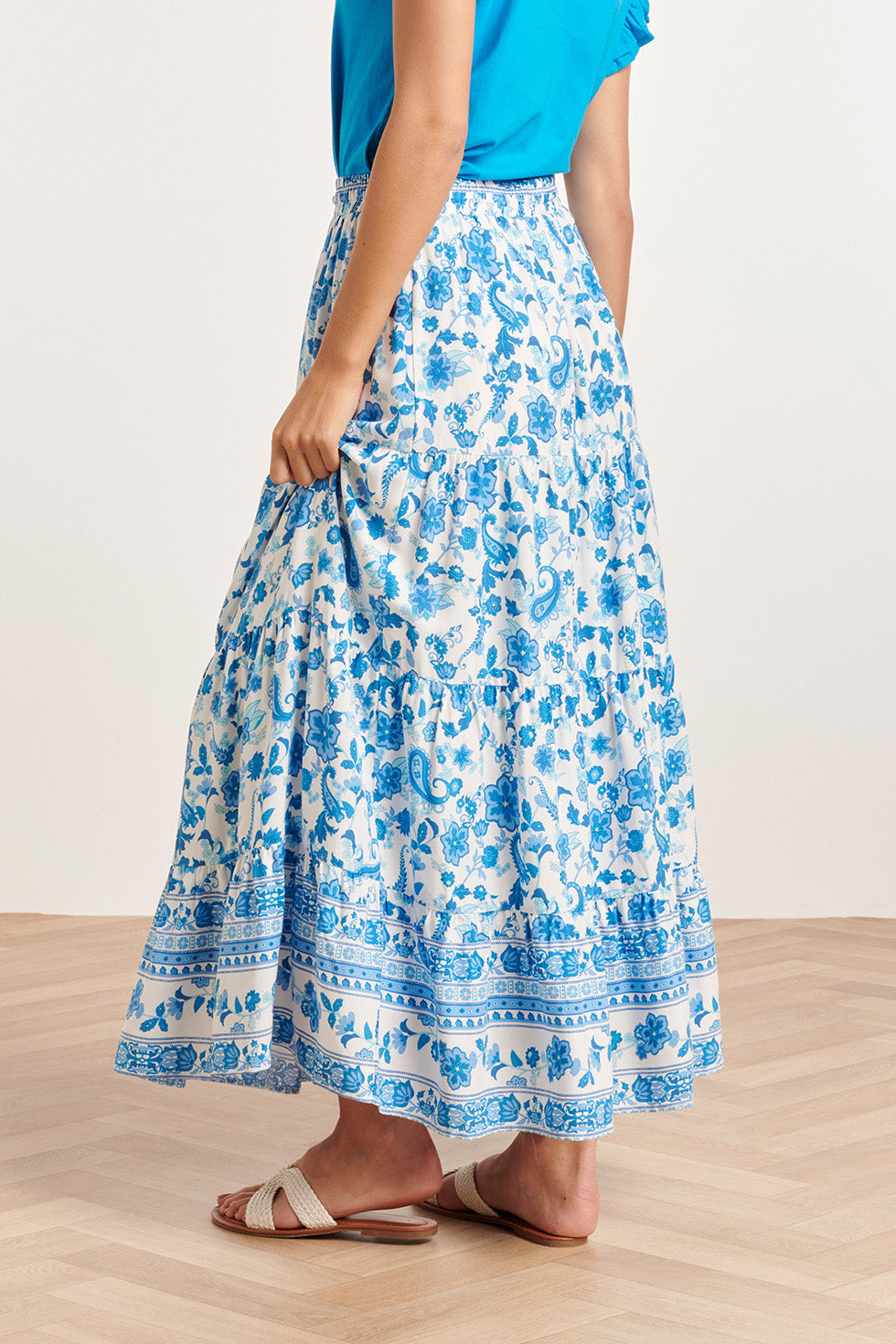 24315 Prachtige Bloemen Paisley Maxi Rok | White - Blue