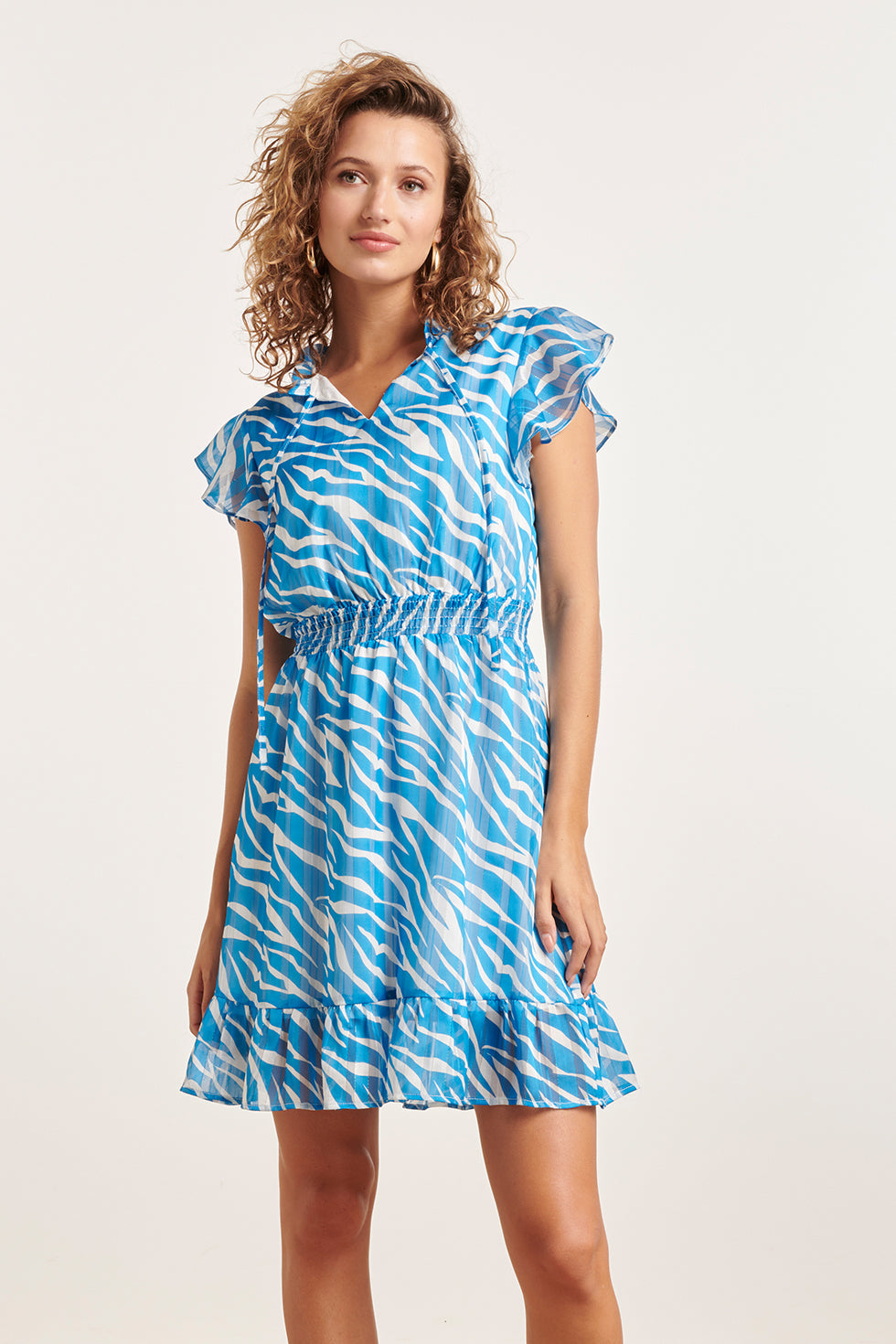 24333 Kort Zomers Jurkje Met Helder Animal Print | White - Mid Blue