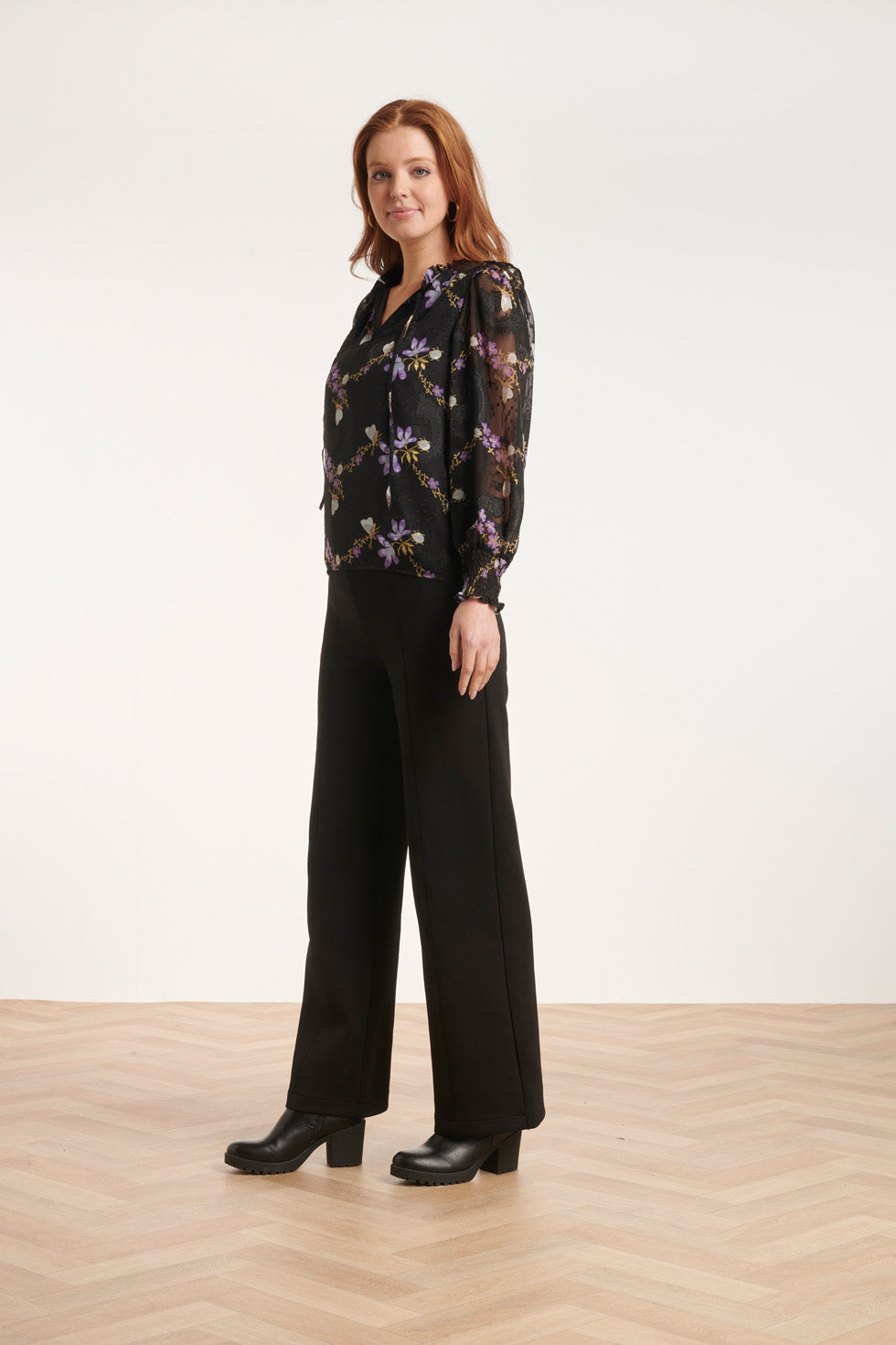 24503 e Chiffon Top | Black - Muticolour