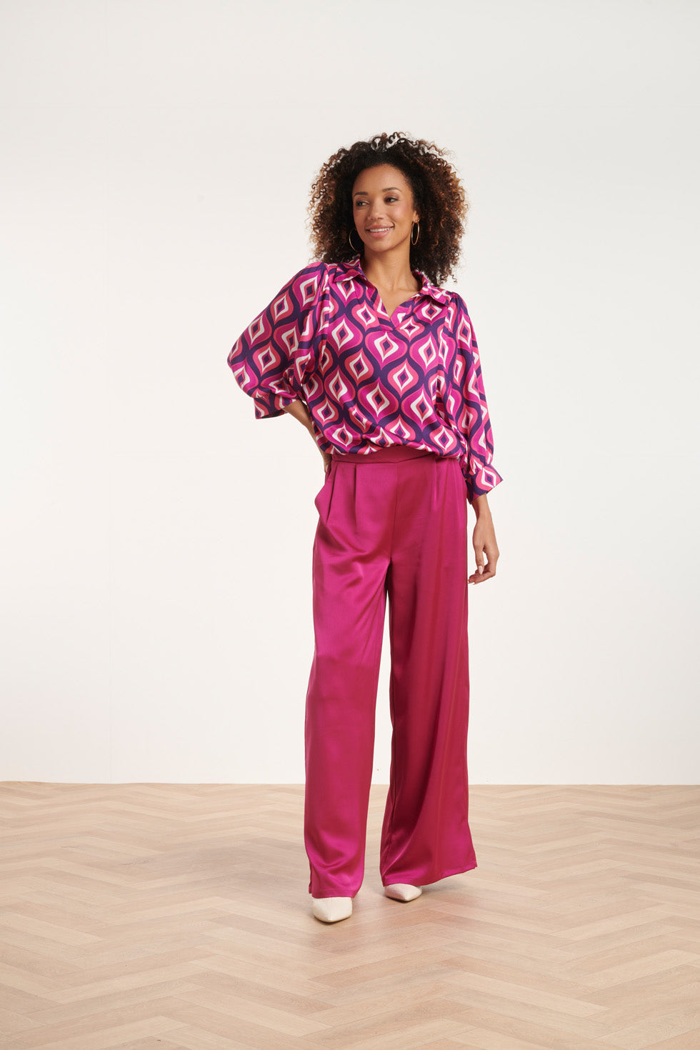 24536 Fuchsiapaars Grafisch Geometrisch Bedrukte Top | Purple-Pink