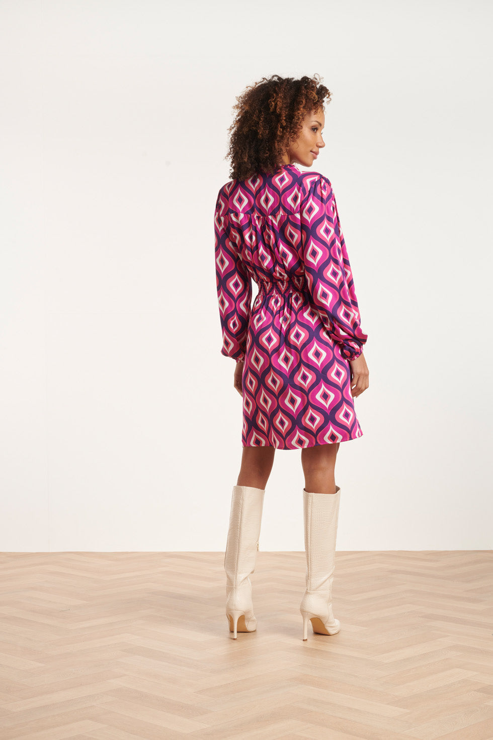 24537 Fuchsiapaars Grafisch Geometrisch Bedrukte Korte Jurk | Purple - Pink