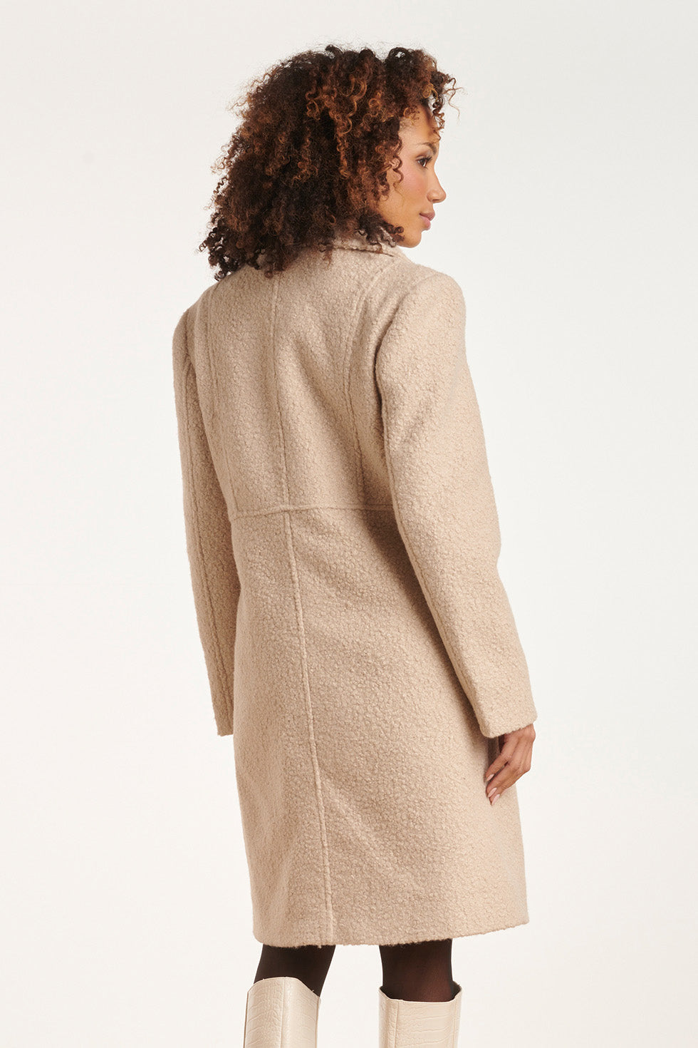 24550 Lange Beige Bouclé Jas | Sand