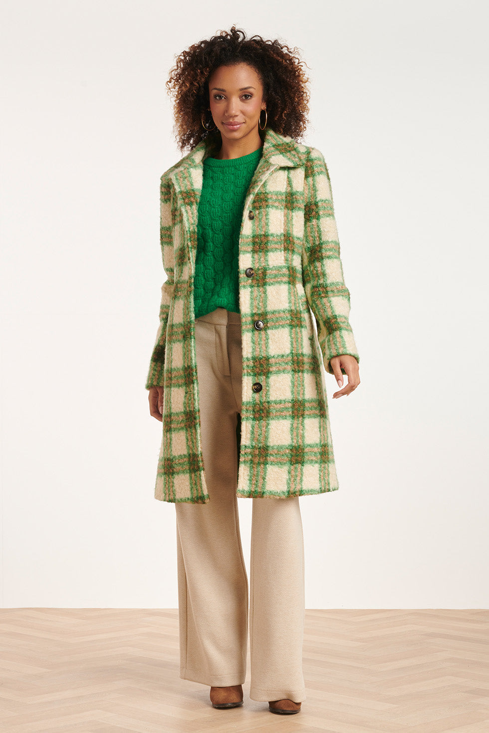 24558 Lange Geruite Jas | Sand - Green