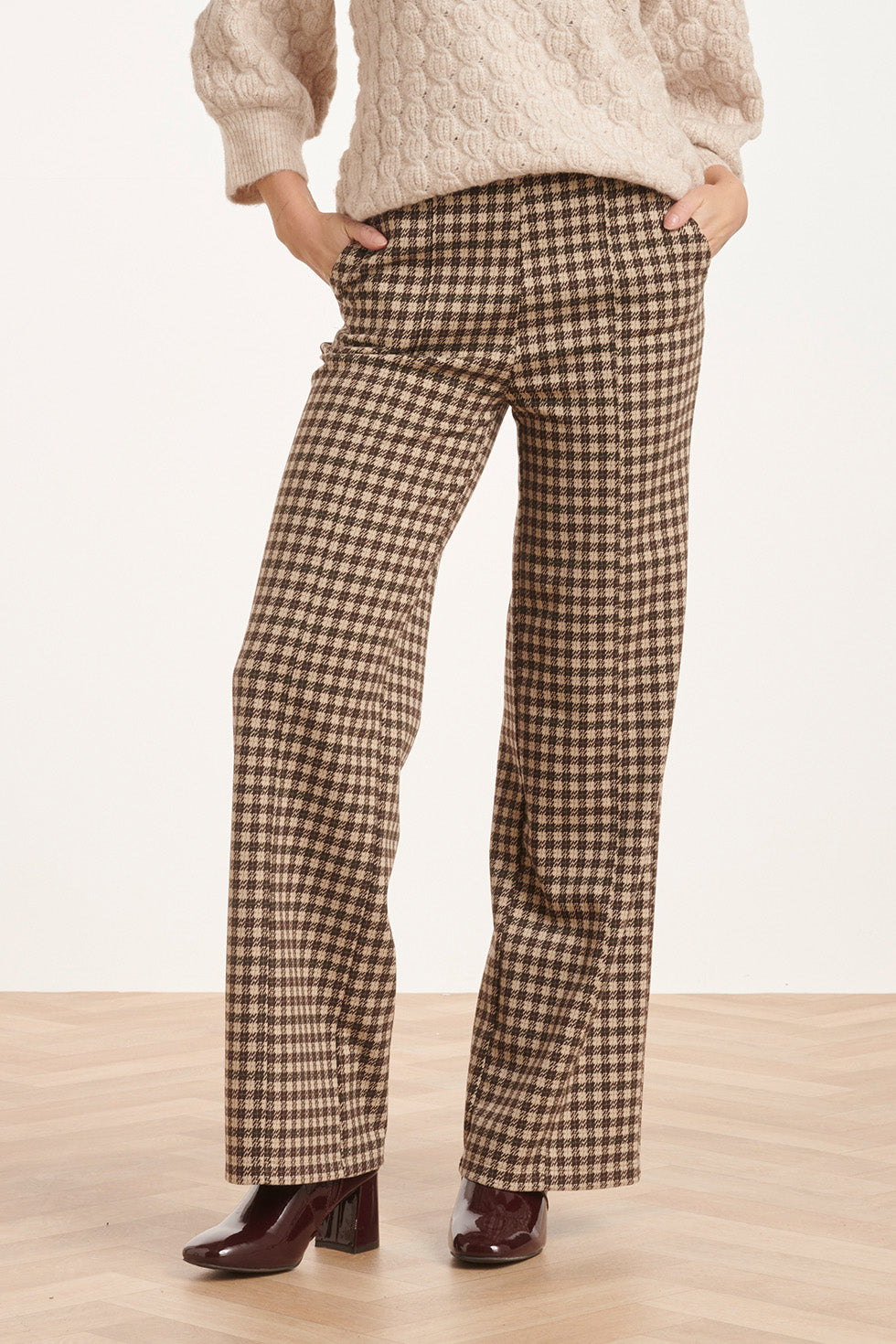 24574 Geruite Wijde Broek | Dark Brown - Sand