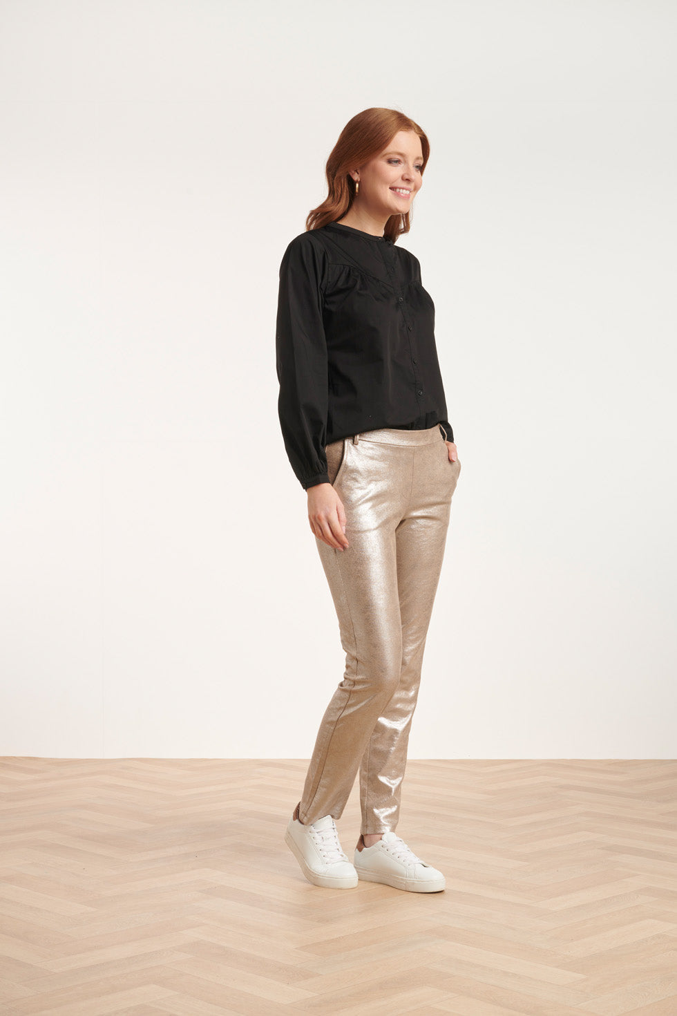 24580 Puffy Sleeve Blouse | Black