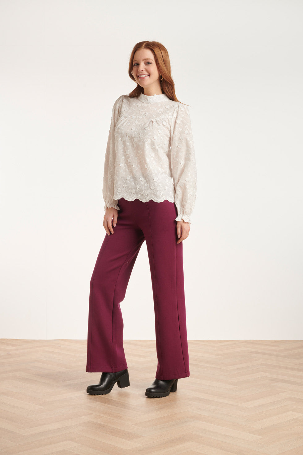24591 Bloem Textuur te Blouse | White
