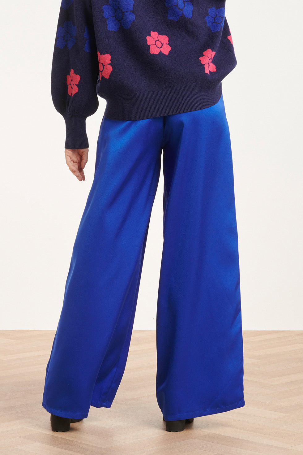 24592 Wijde Satijnen Cobalt Broek | Cobalt
