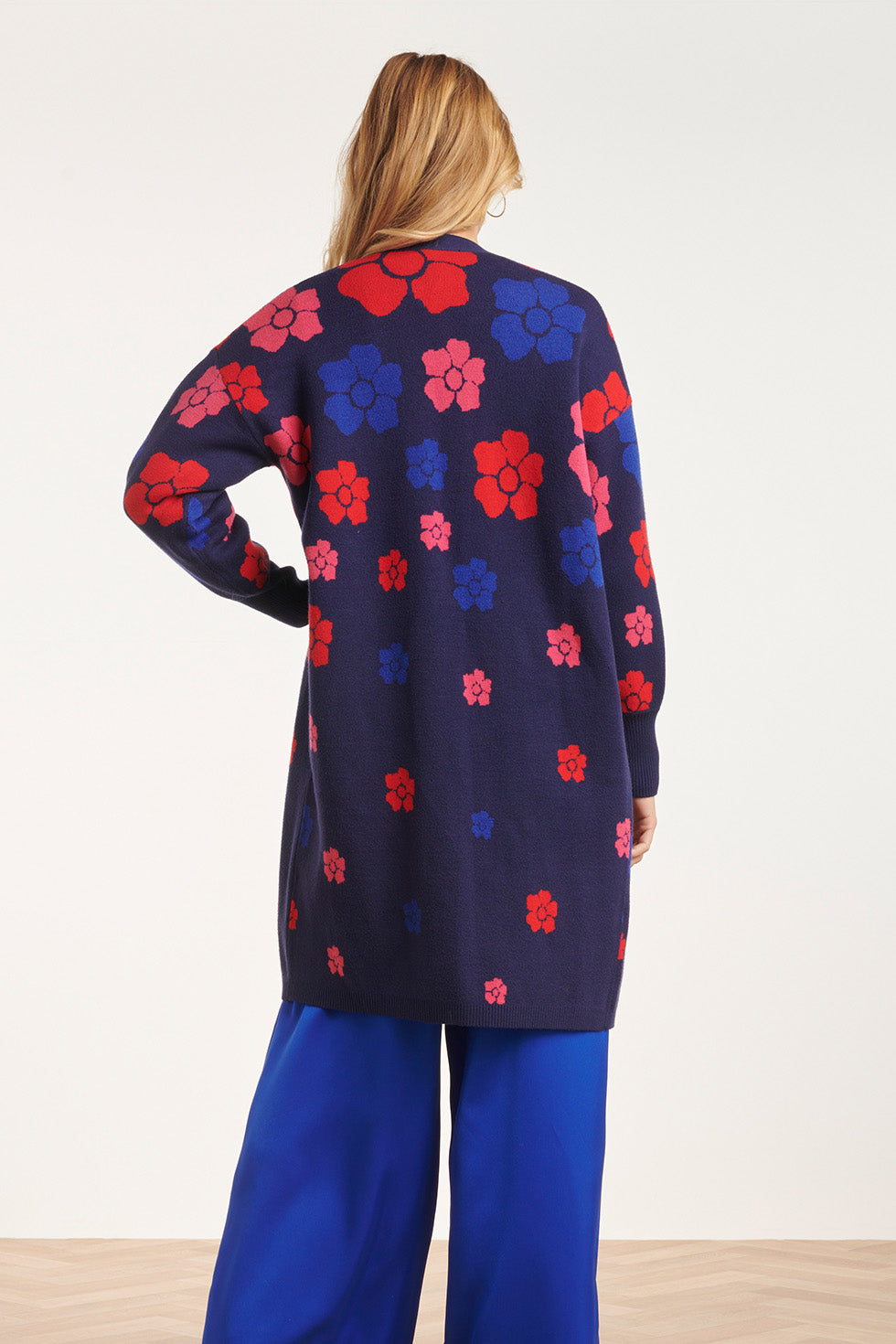 24600 Gebreide Lange Cardigan Met Bloemenprint | Navy - Muticolour
