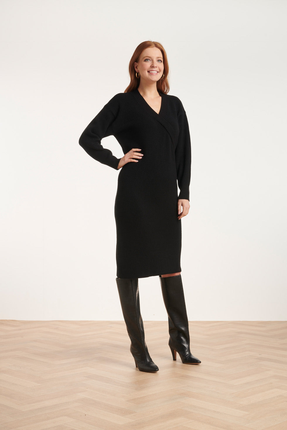 24625 E Gebreide Overlapjurk | Black