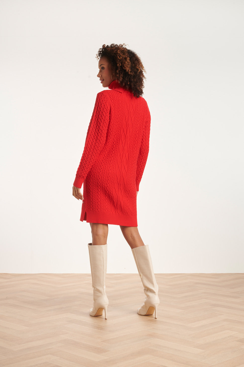 24629 Gebreid Jurk Met Vlechtstructuur | Red
