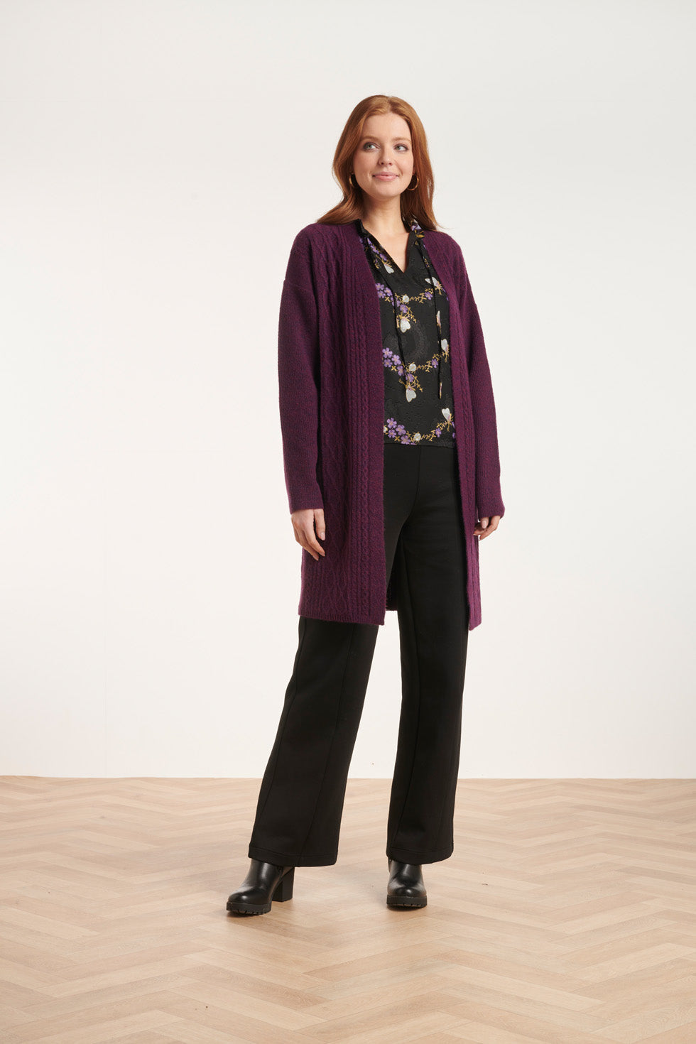 24630 Oversized Open Paarse Cardigan Met Kabeltructuur | Purple