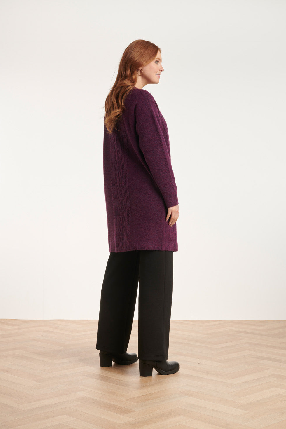 24630 Oversized Open Paarse Cardigan Met Kabeltructuur | Purple