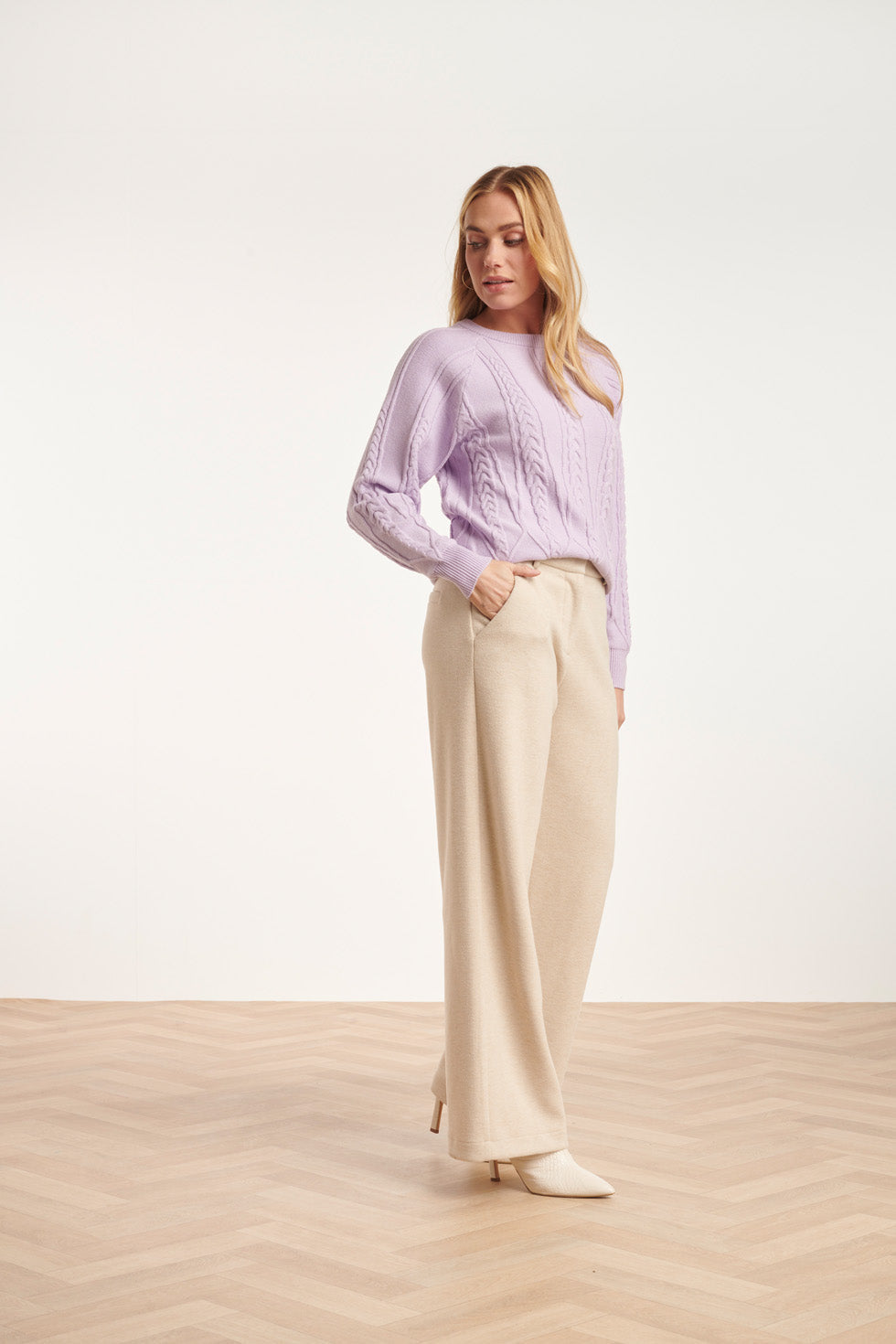 24635 Gebreide Lila Top Met Kabelstructuur | Lilac