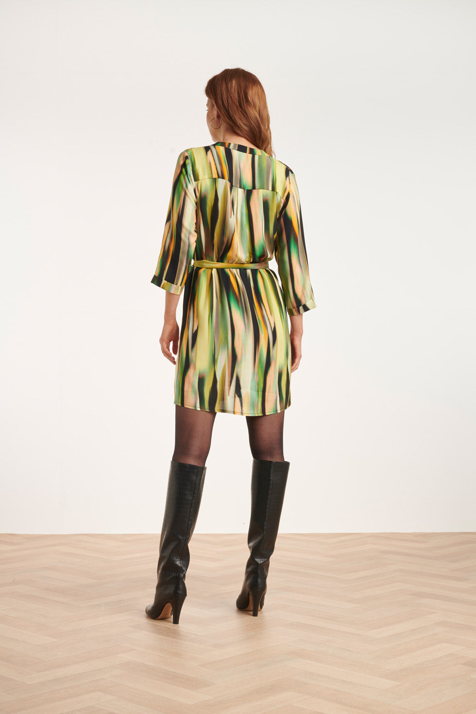 24639 Kort Jurk Met Abstracte Print | Green - Muticolour
